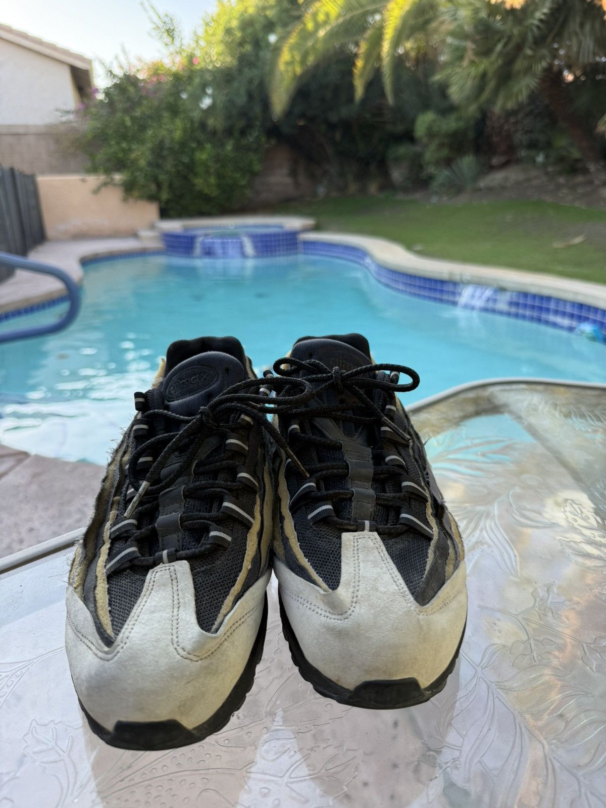 Luxury Cars Comme Des Garcons Nike Air Max 95 Comme Des Garçons 