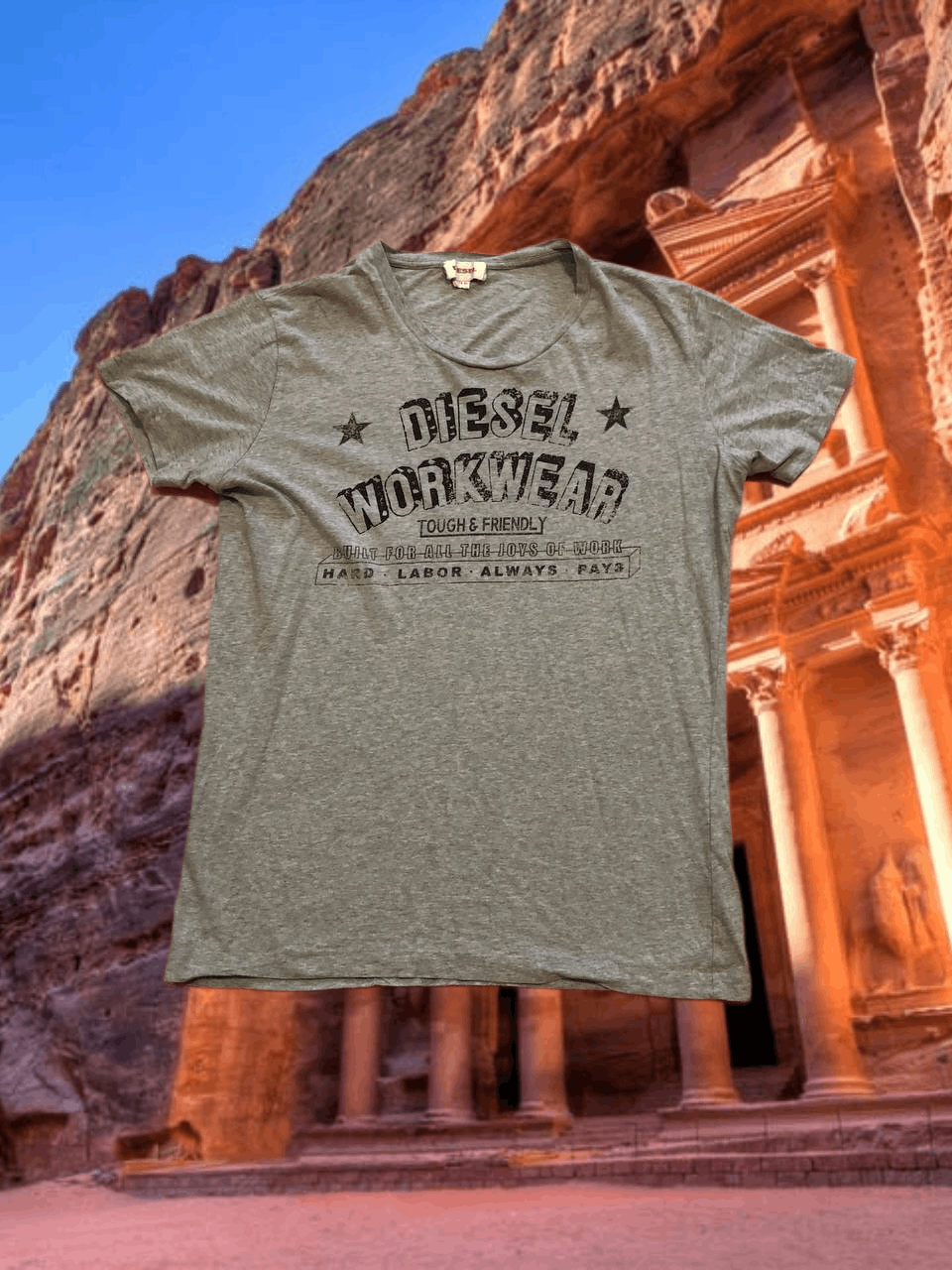 Diesel Vintage T-Shirt Diesel gray crazy Y2K size XL streetwear Size US XL / EU 56 / 4 - 1 Thumbnail