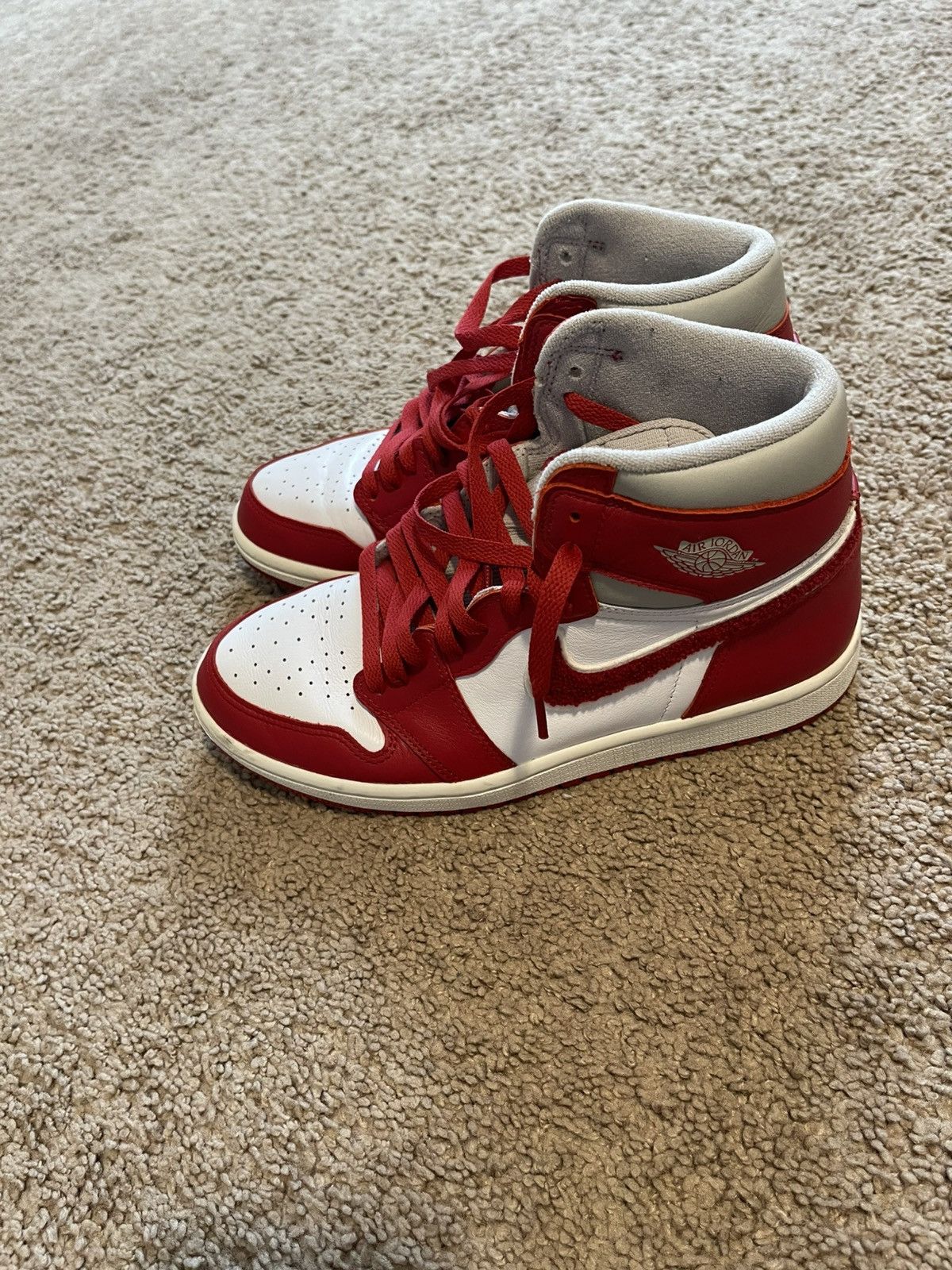 Jordan Brand Womens Jordan 1 Newstalgia Chenille Size US 8 / IT 38 - 5 Thumbnail