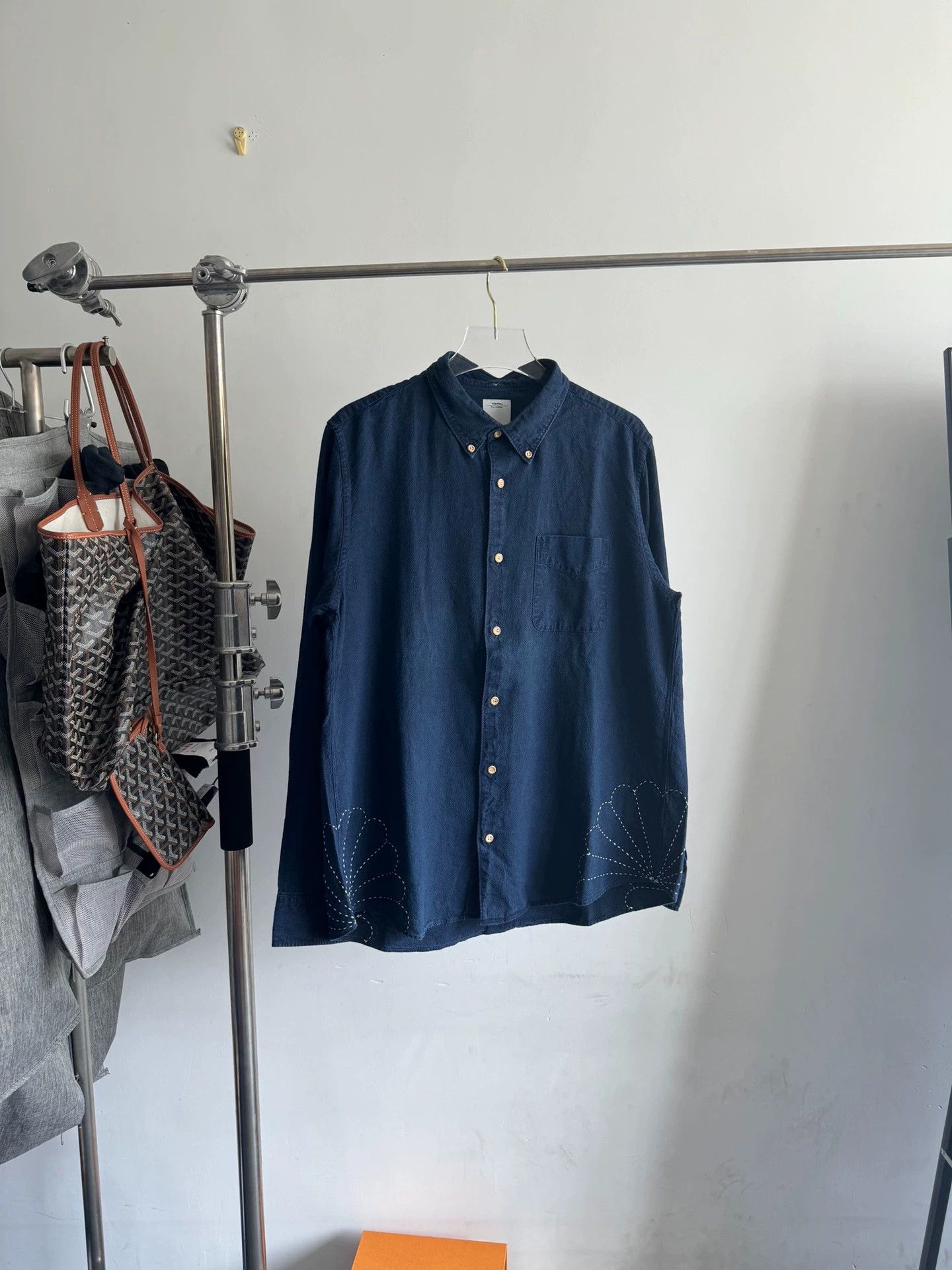 Visvim Visvim blue-dyed hand-embroidered shirt Size US L / EU 52-54 / 3 - 1 Thumbnail