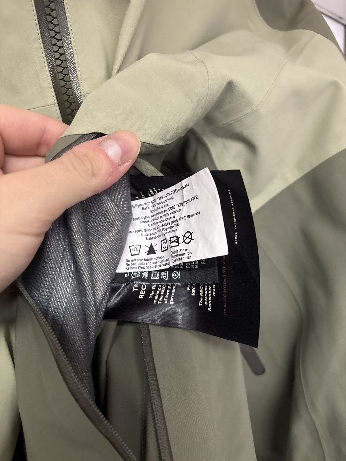 Arc'teryx Vintage Arcteryx Stingray Grail Gorpcore Two Tone Jacket Size US S / EU 44-46 / 1 - 10 Thumbnail