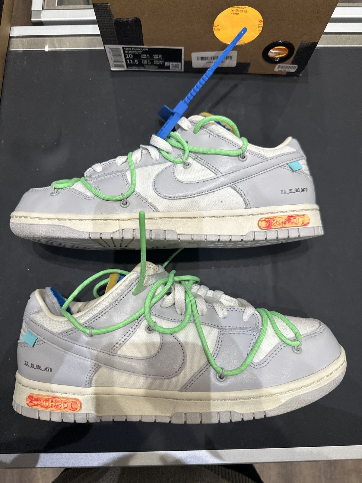 Nike × Off-White Nike Off-White Dunk Low Lot 26 Size US 10 / EU 43 - 1 Thumbnail
