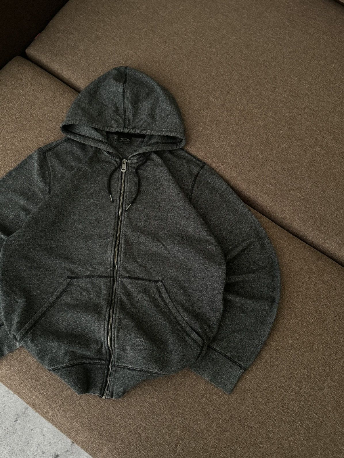 Oakley Vintage Oakley Y2K oversized hoodie Size US L / EU 52-54 / 3 - 2 Thumbnail