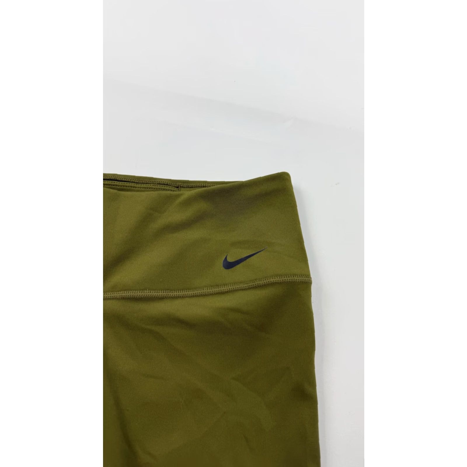 Nike Nike Shorts Womens Small Olive High Rise Compression Dri-Fit Bike Size 28" / US 6 / IT 42 - 2 Thumbnail