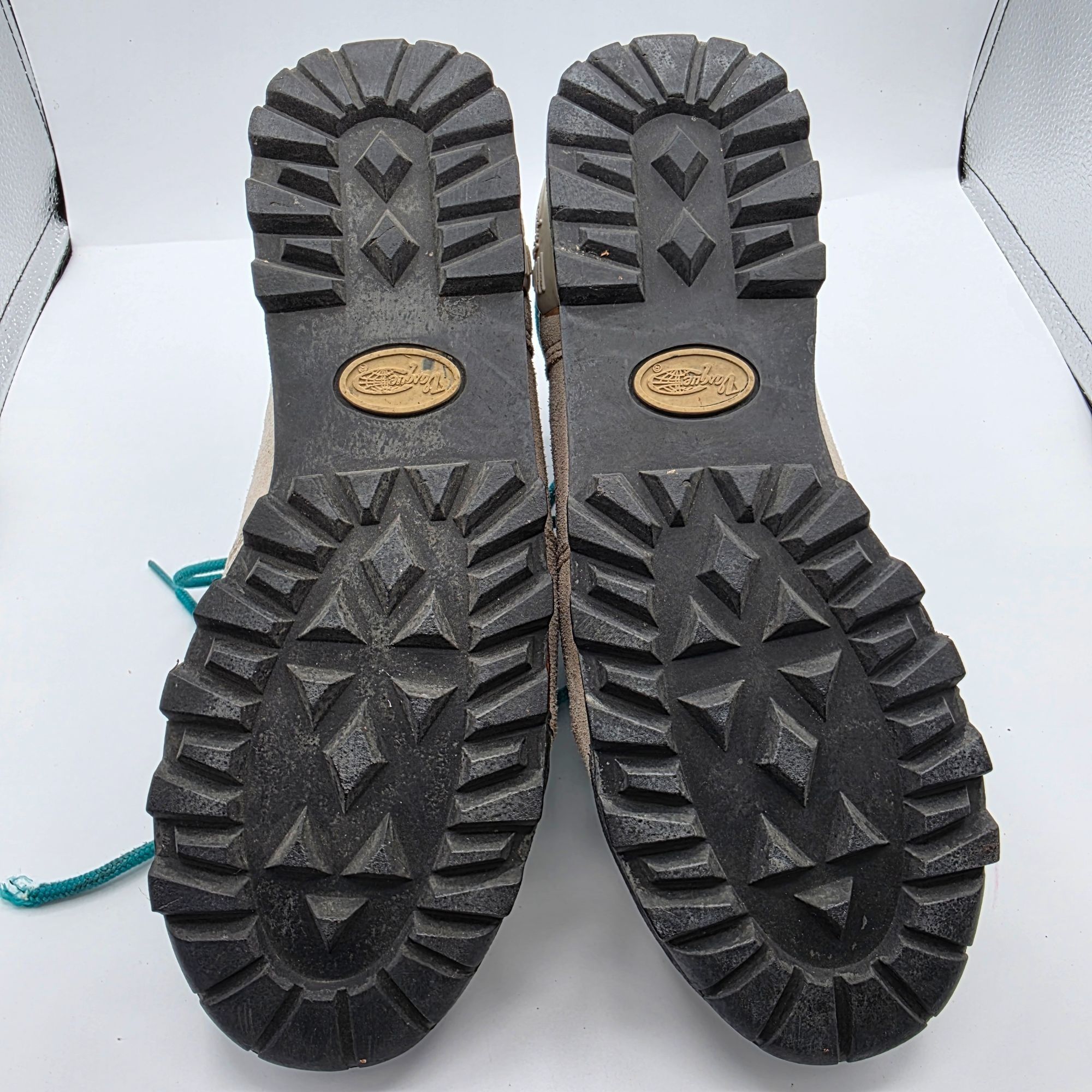 Vasque Vintage Vasque Womens Size 9 Hiking Boots Nubuck Brown Teal Size US 9 / IT 39 - 8 Thumbnail