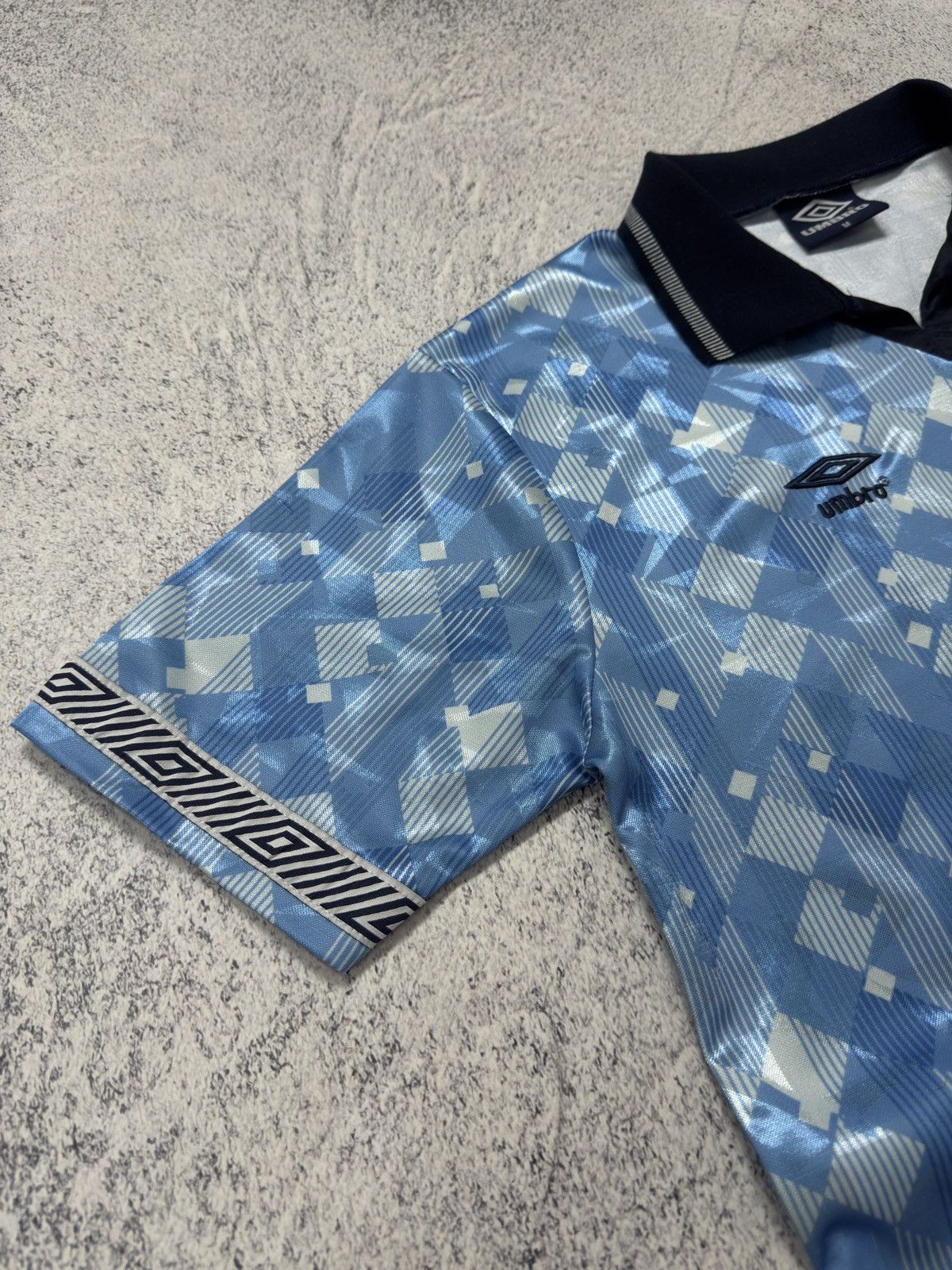 Umbro UMBRO ENGLAND 1990-1992 THIRD FOOTBALL SHIRT SOCCER JERSEY Size US M / EU 48-50 / 2 - 6 Thumbnail