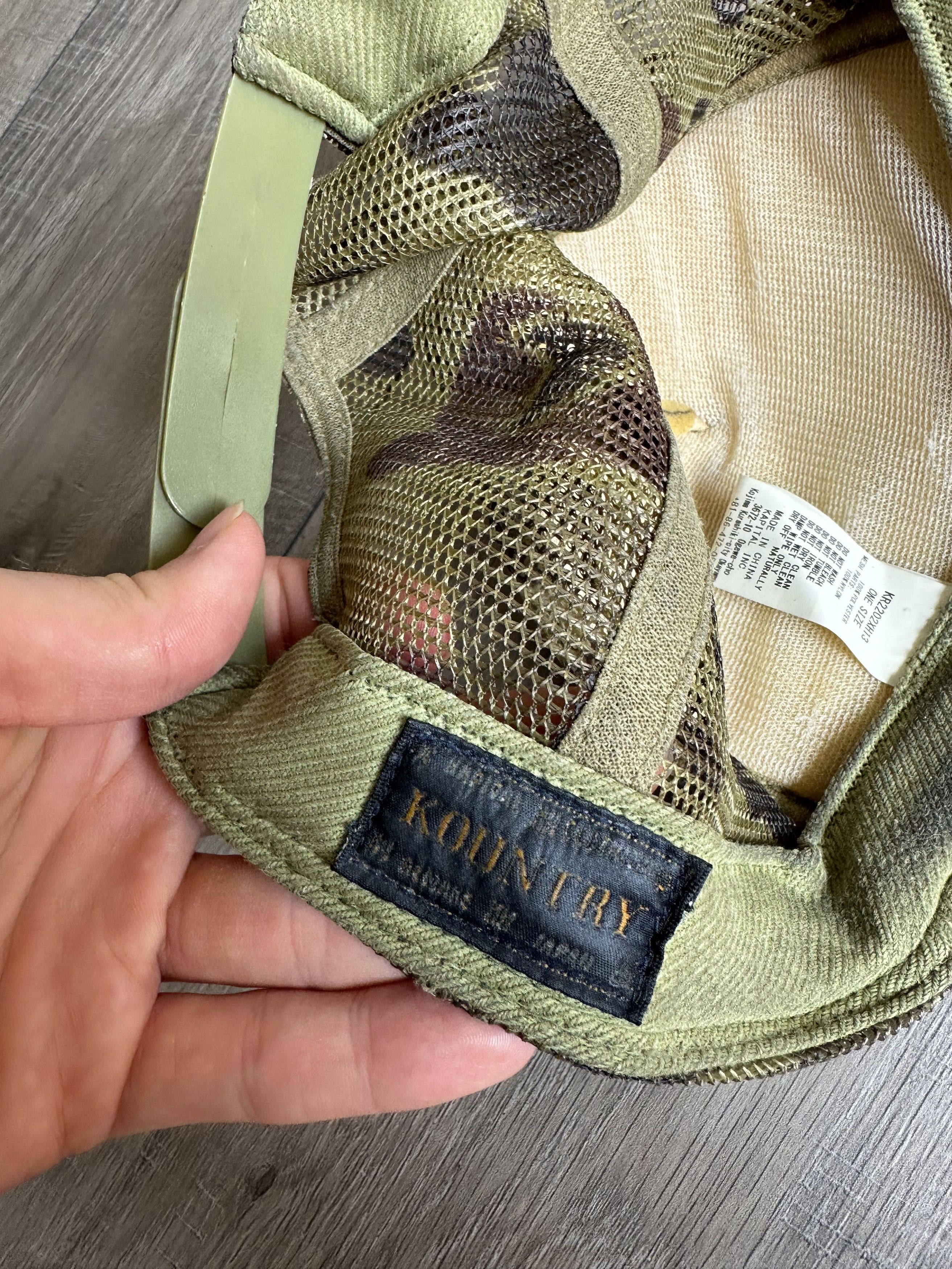 Kapital Kapital 'Denim Men Loves Cats' Trucker Hat Size ONE SIZE - 4 Thumbnail