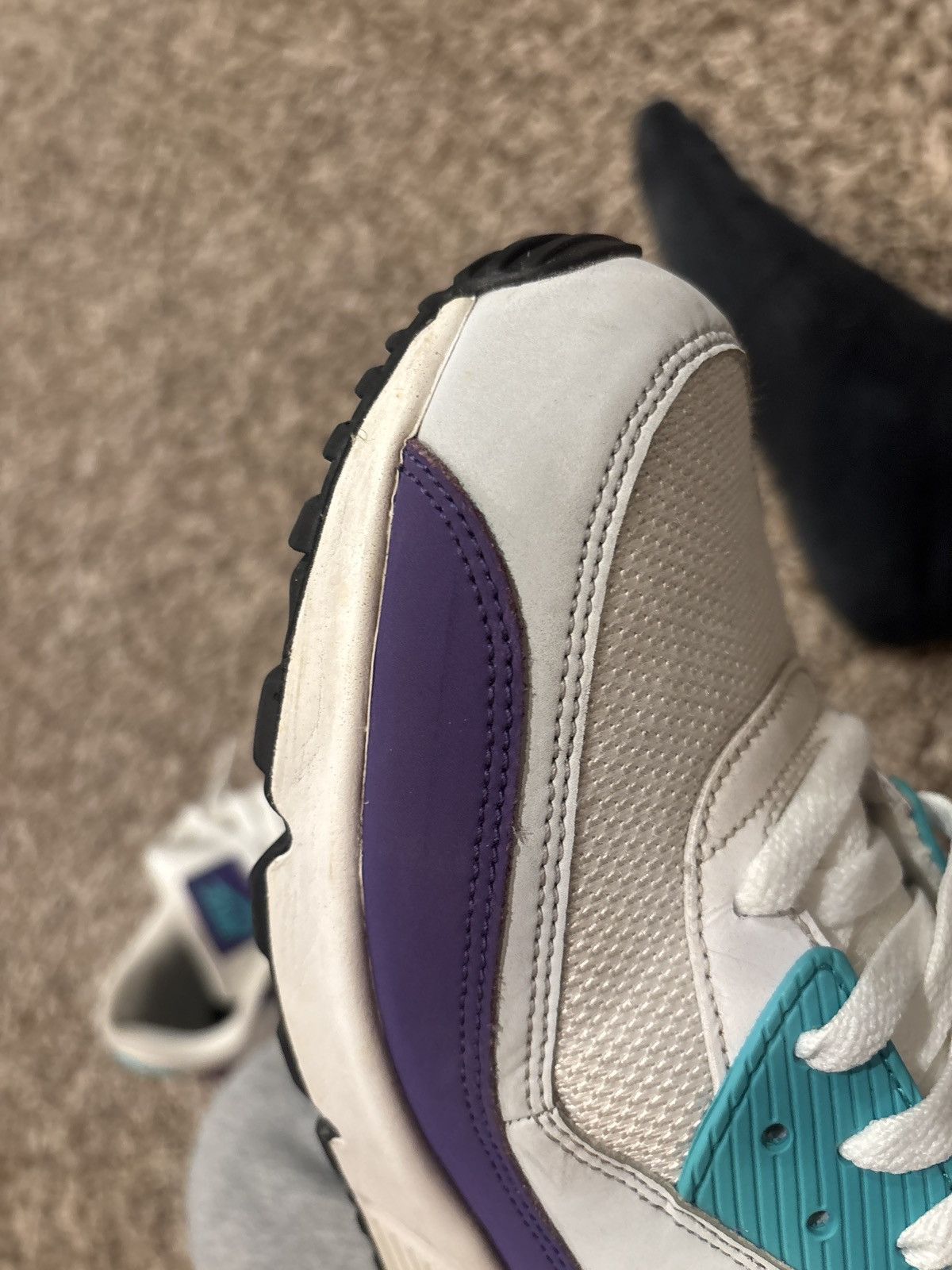 Nike Air Max 90 - Grape Size US 10 / EU 43 - 9 Thumbnail