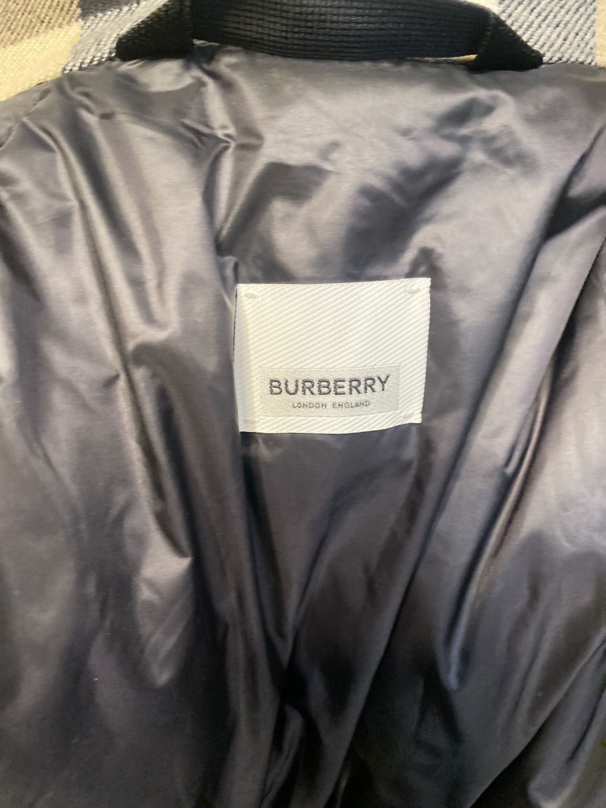 Burberry Burberry puffer jacket Size US L / EU 52-54 / 3 - 3 Thumbnail