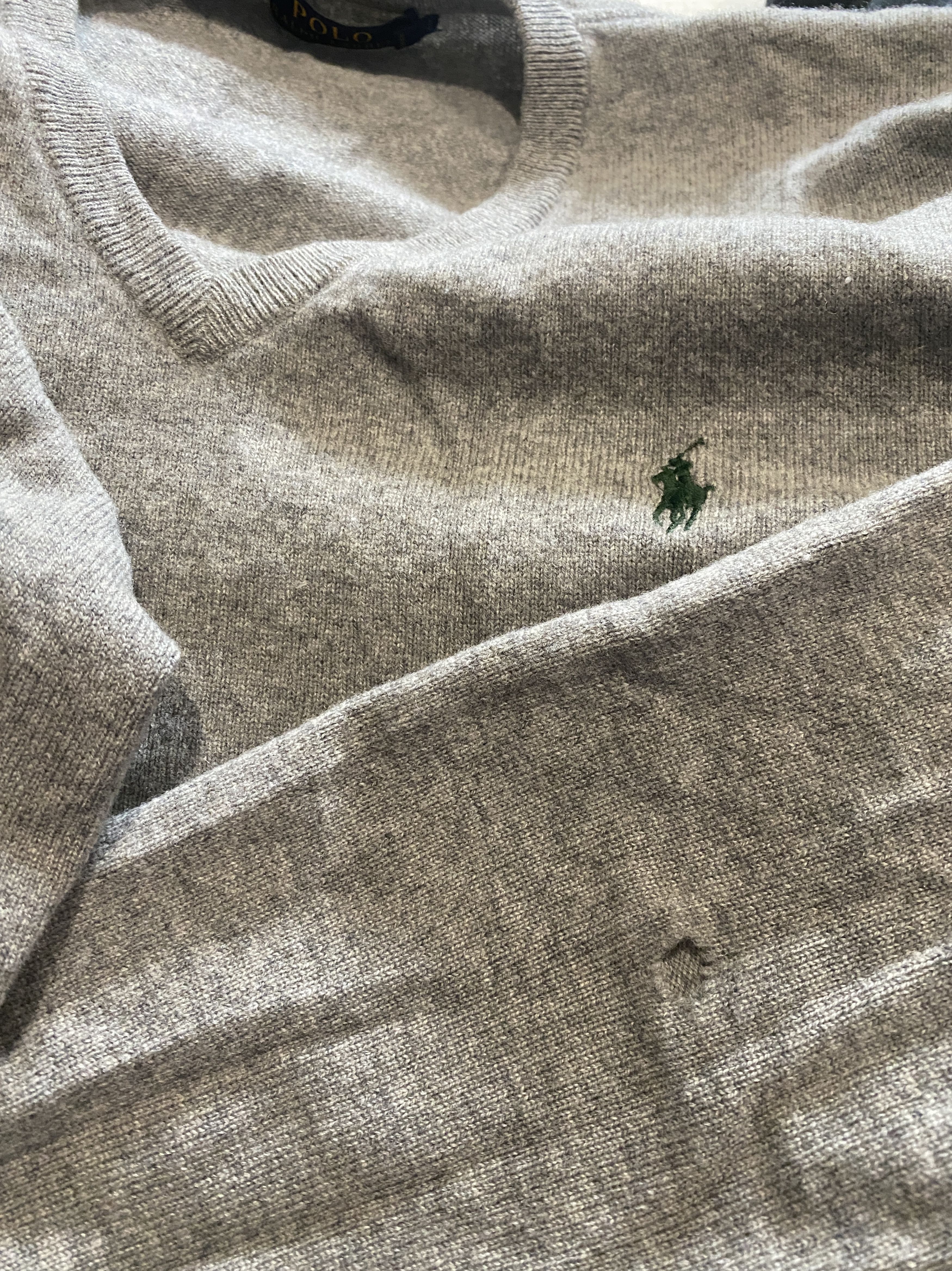 Polo Ralph Lauren Polo Ralph Lauren merino wool v neck sweater knitwear Size US L / EU 52-54 / 3 - 7 Thumbnail