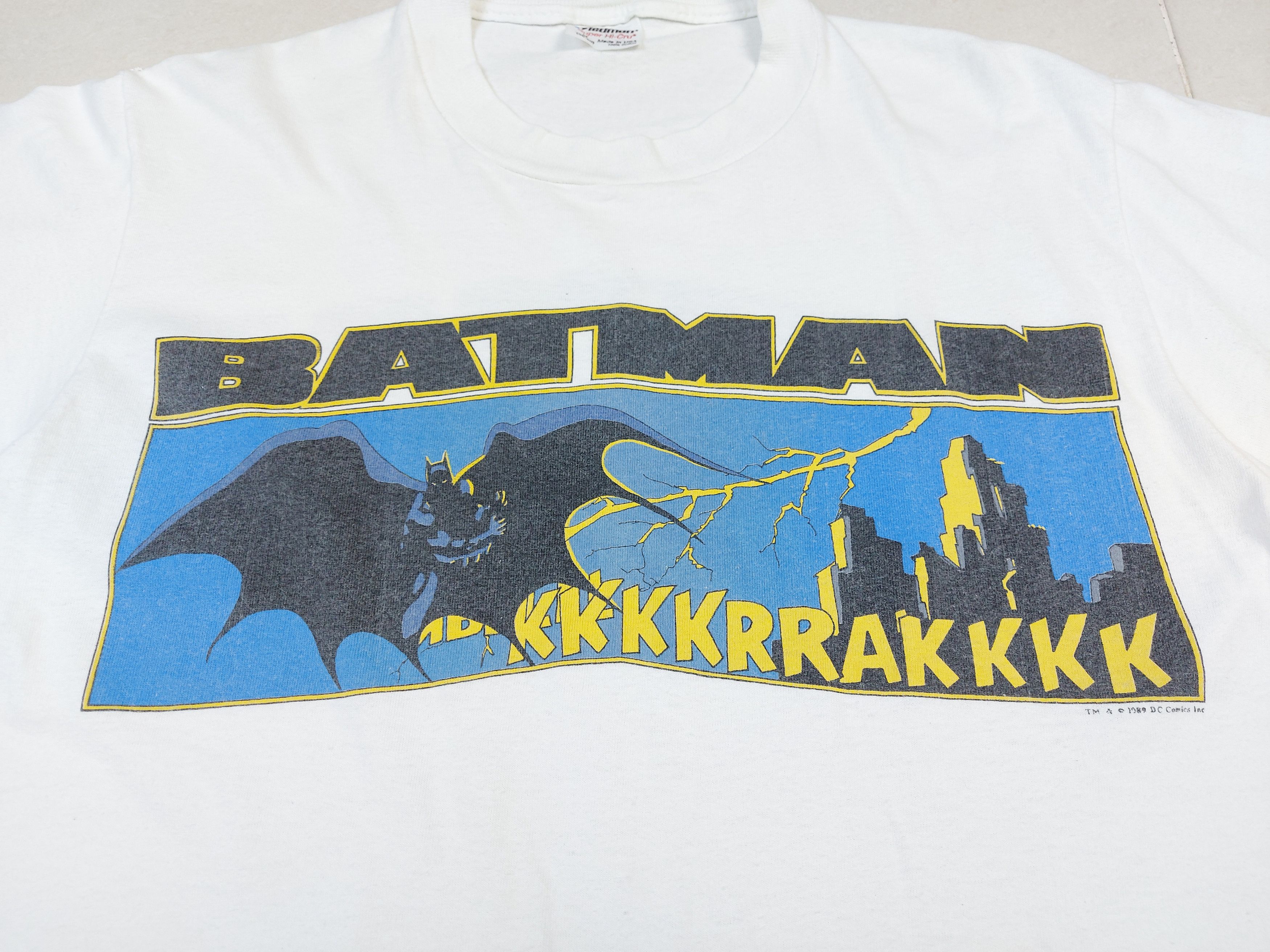 DC Comics × Vintage Vintage 80s Batman Dc Comics 1989 Dubble-Sided TEE Size US M / EU 48-50 / 2 - 4 Thumbnail