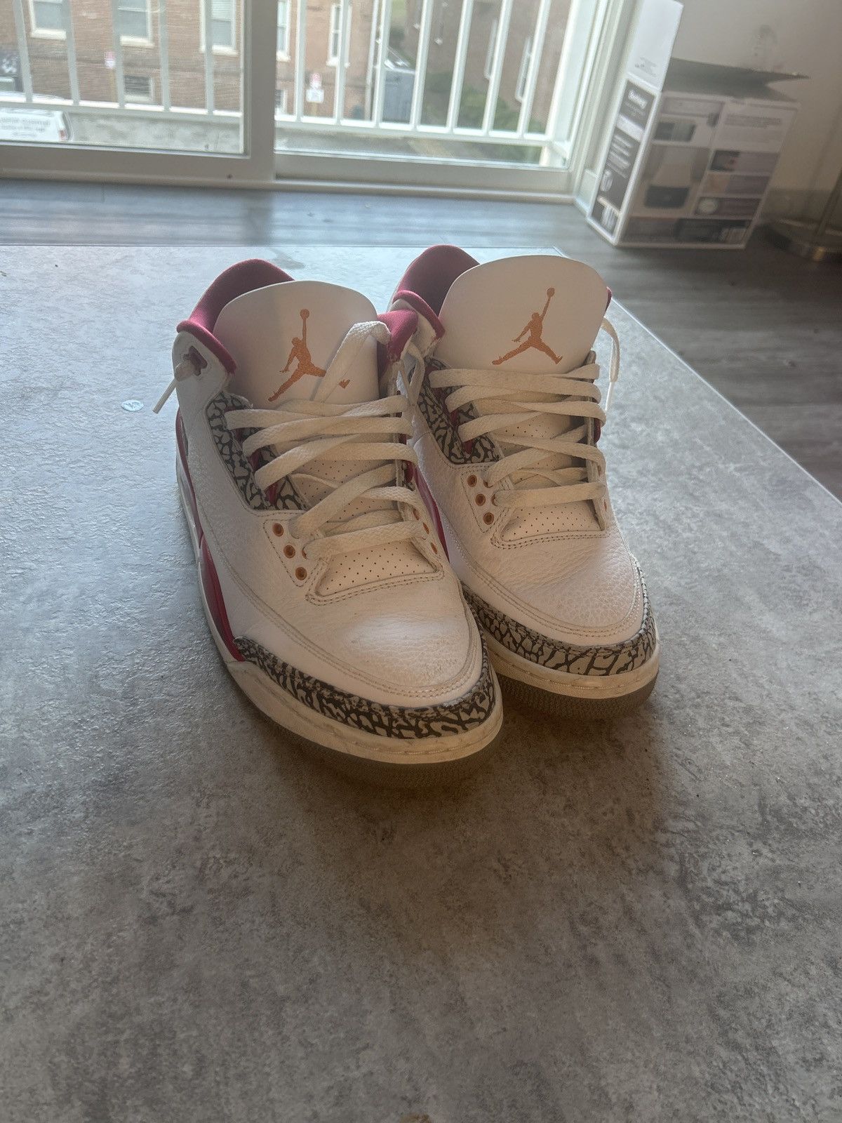 Jordan Brand Jordan 3 cardinal Size US 10 / EU 43 - 5 Thumbnail