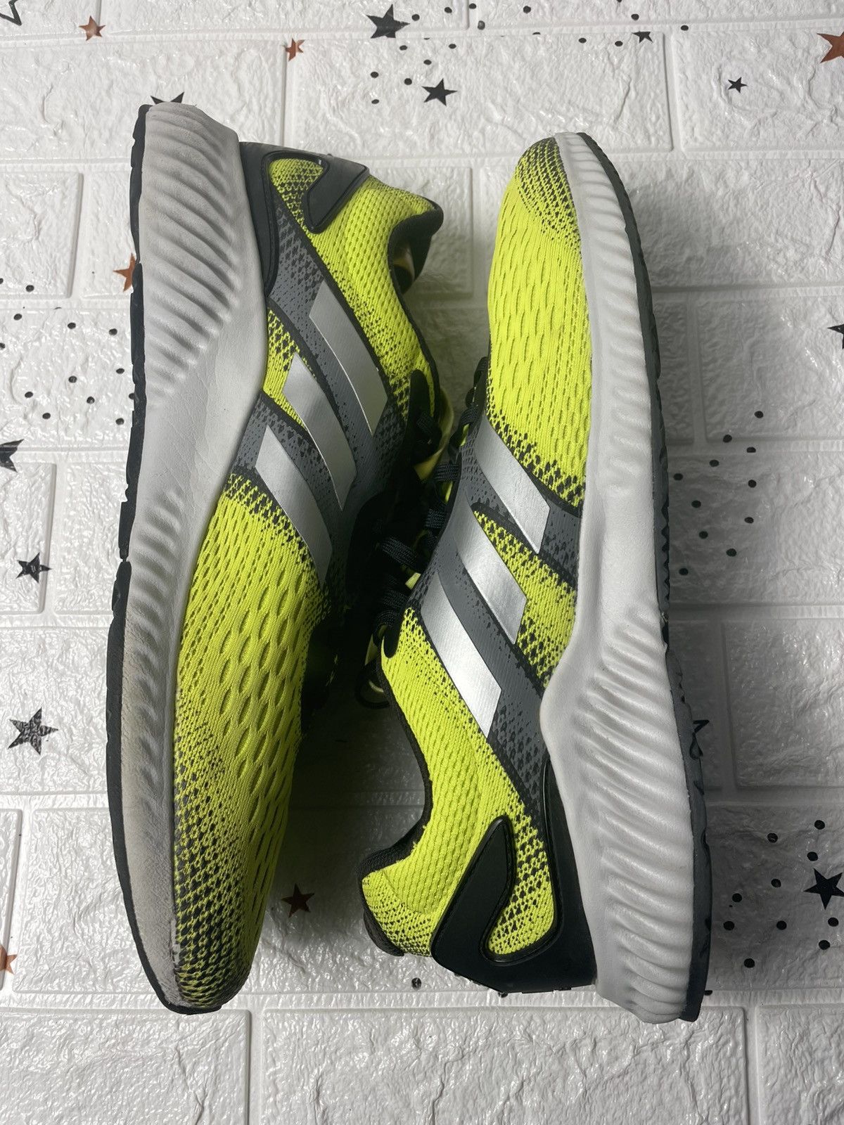 Adidas Adidas Aerobounce US15 UK14 1/2 FR50 2/3 JP330 CHN315 Size US 15 / EU 48 - 6 Thumbnail