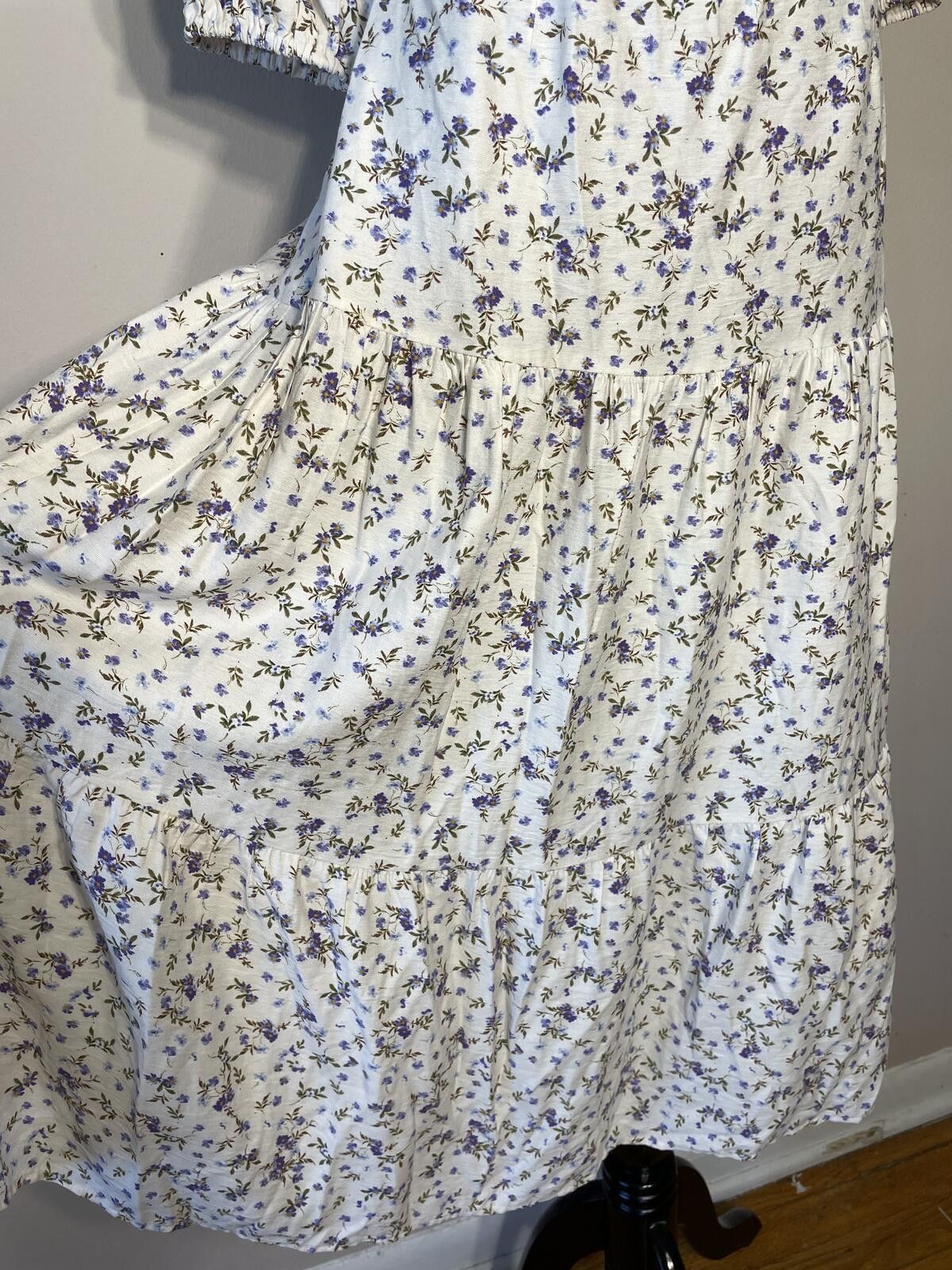 MINKPINK MINKPINK Hailey Floral Puff Sleeve Cutout Midi Dress Cottage Size M / US 6-8 / IT 42-44 - 7 Thumbnail