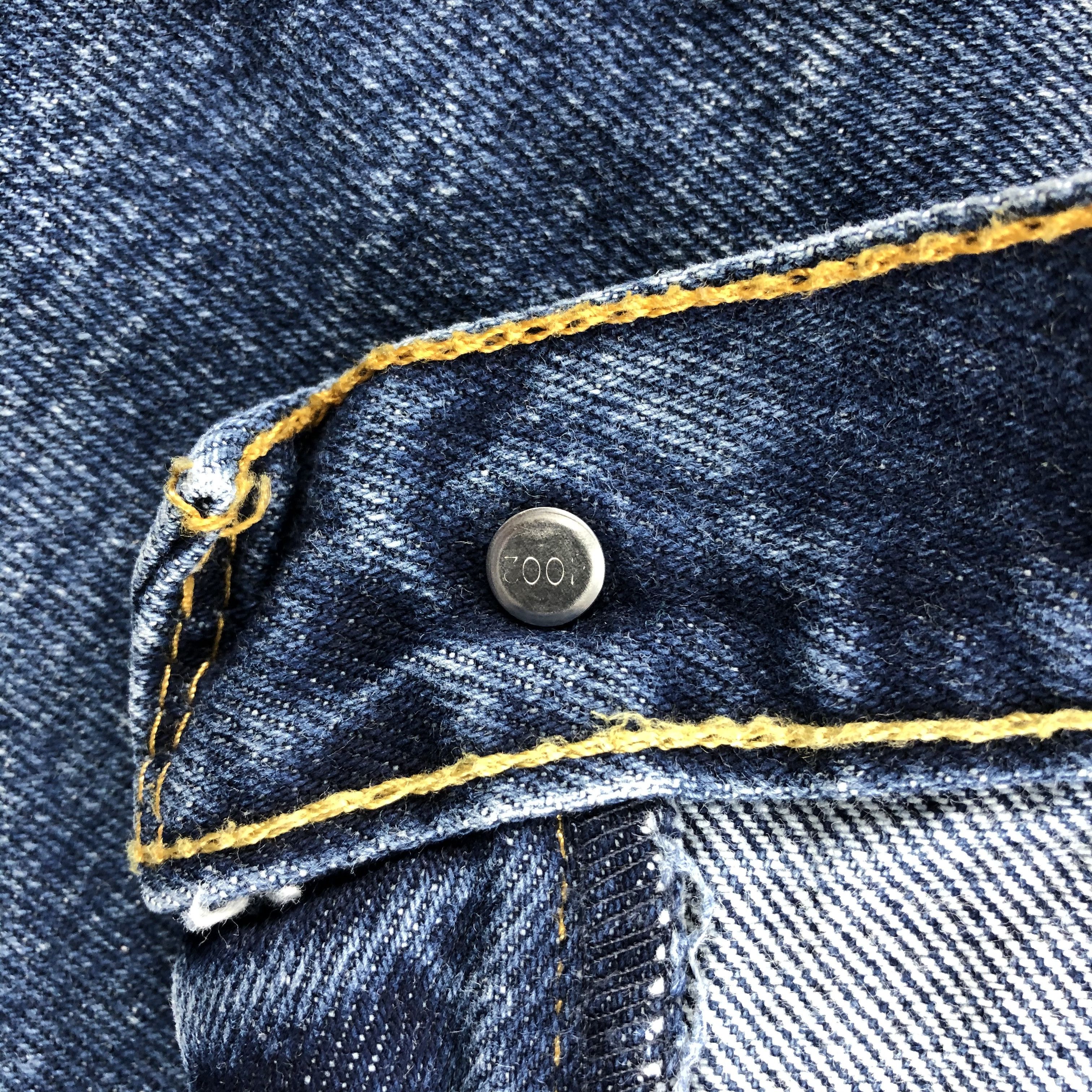 Levi's Faded Blue Vintage Levis 505 Jeans Straight Denim-J1055 Size US 35 - 8 Thumbnail