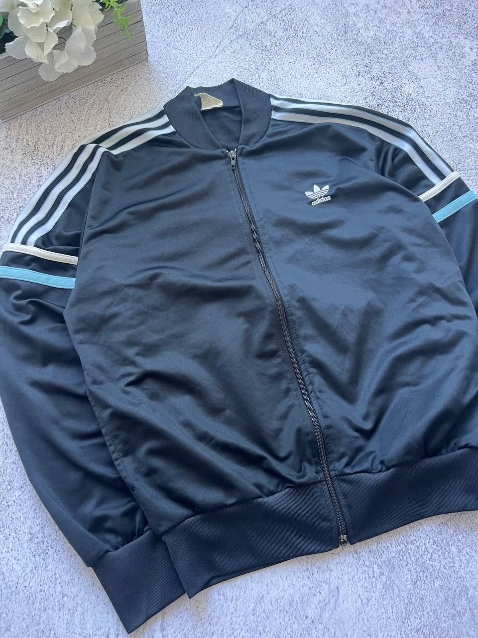 Adidas × Vintage 80s Vintage Adidas Bomber Jacket made in Hong Kong Size US M / EU 48-50 / 2 - 12 Thumbnail