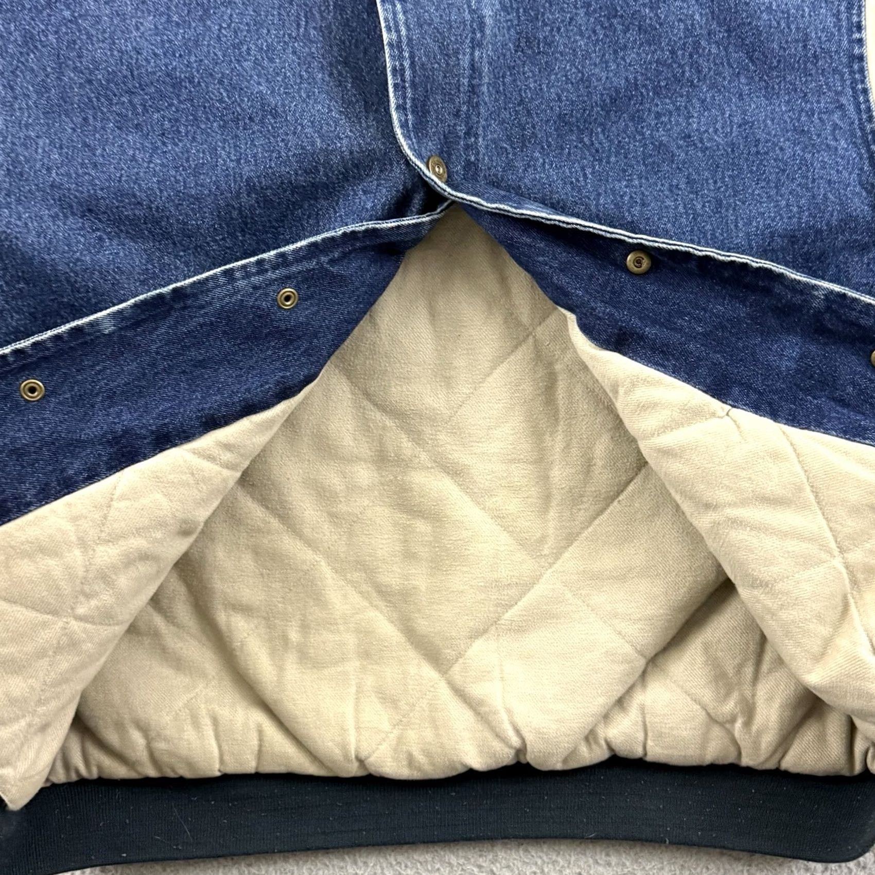 Vintage VINTAGE Cabela's Jacket Men Large Blue Denim 90s Lined Snap Button Grunge Outdoor Jacket Size US L / EU 52-54 / 3 - 7 Thumbnail