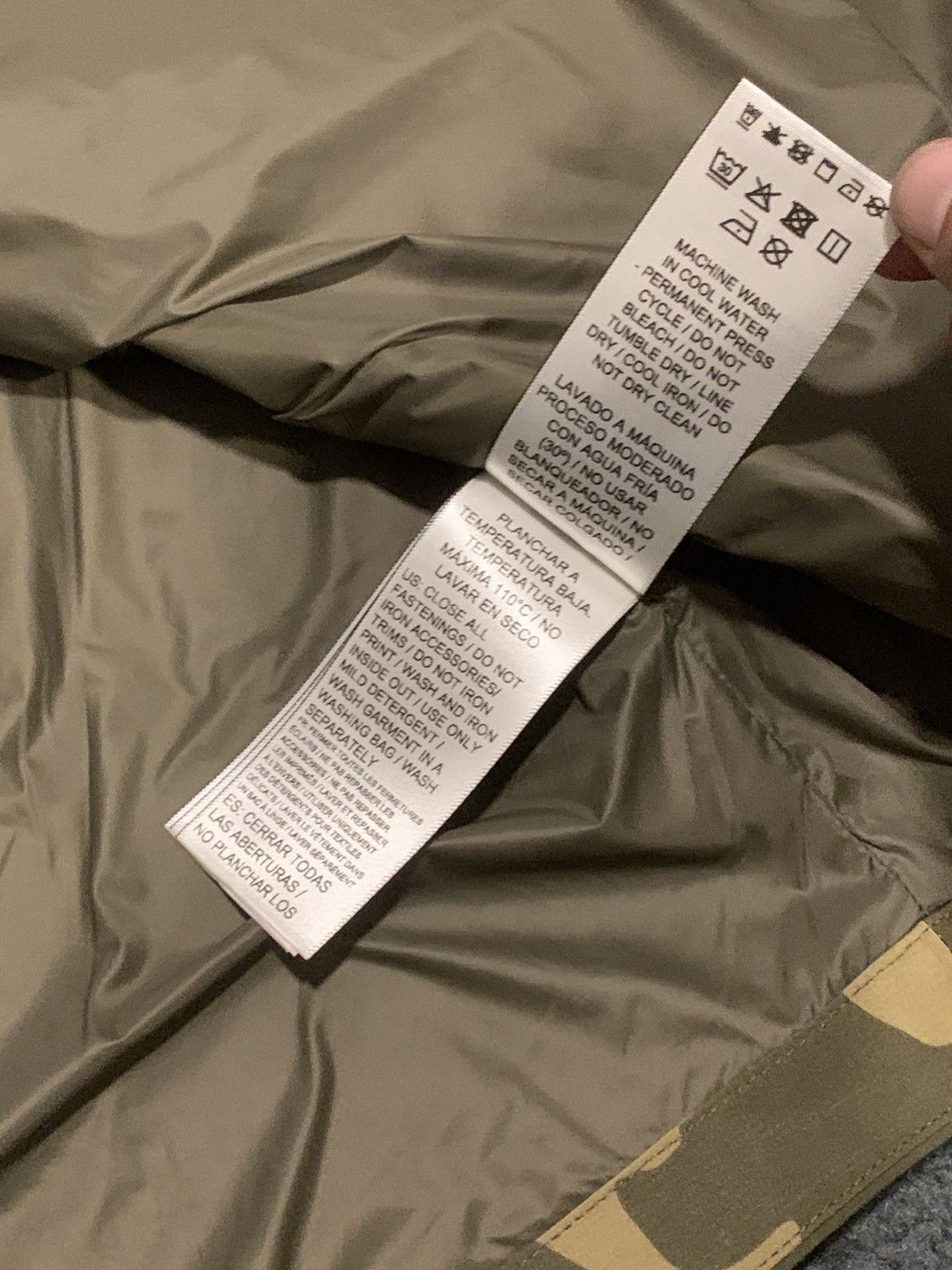 Pleasures × Puma PUMA X PLEASURES ZIP OFF JACKET Size US L / EU 52-54 / 3 - 10 Thumbnail