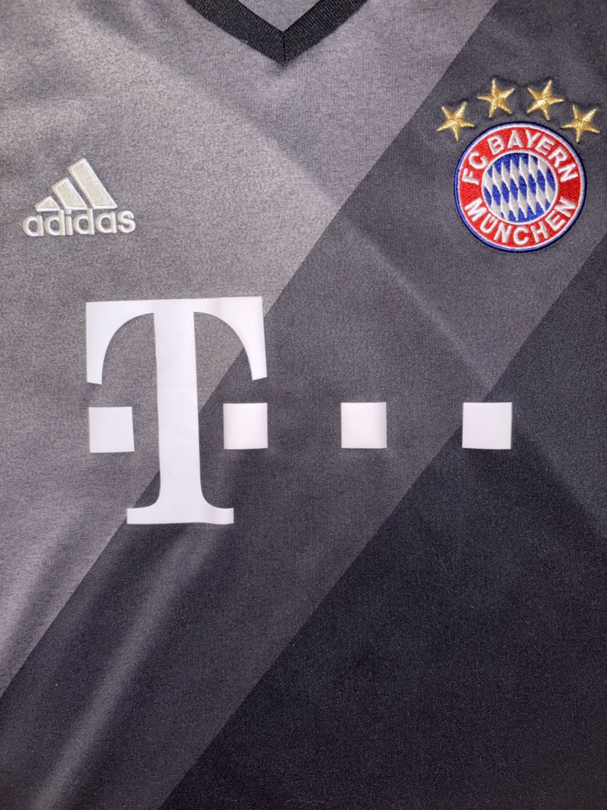 Adidas Adidas Bayern Munich Kit Size US L / EU 52-54 / 3 - 2 Thumbnail