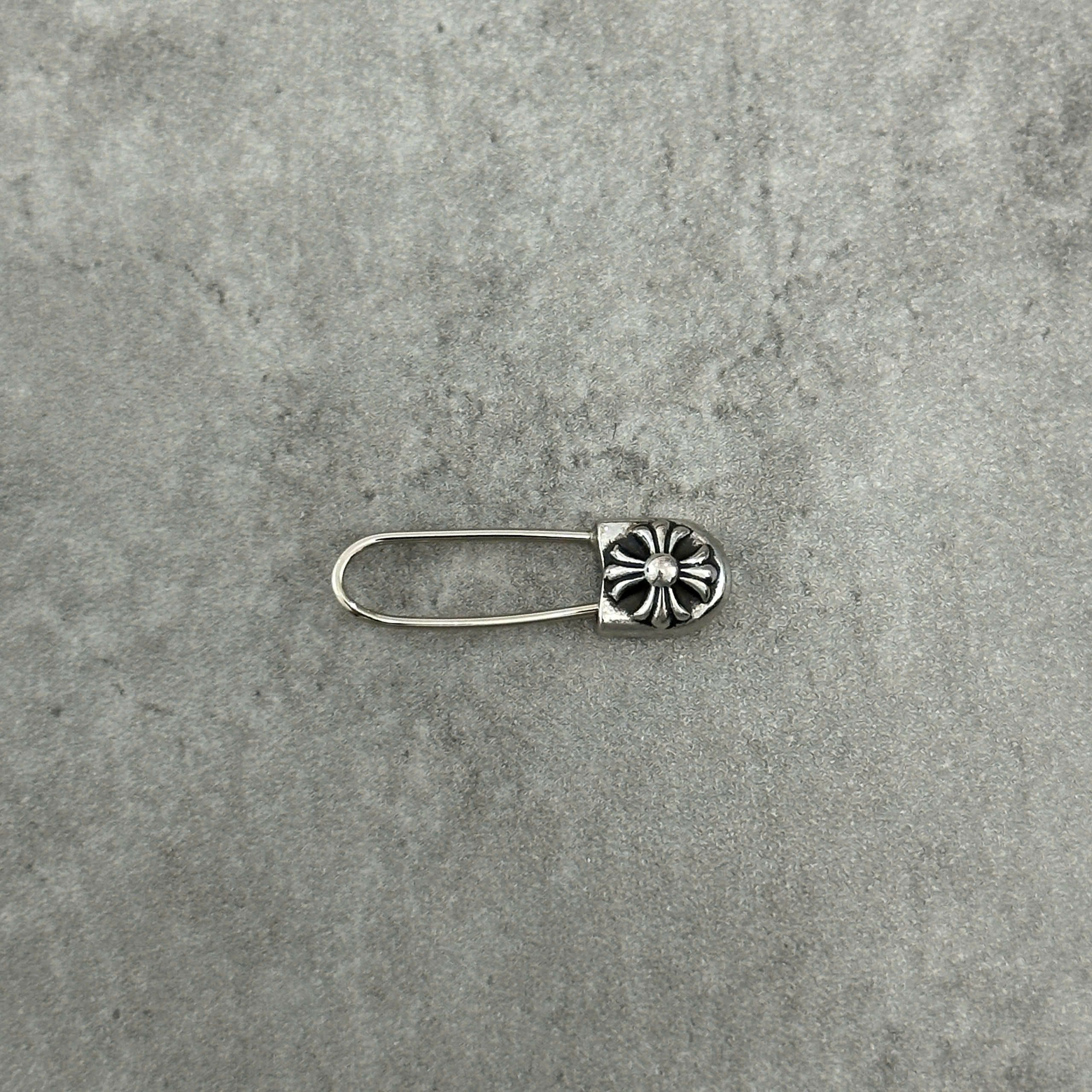 Chrome Hearts CHROME HEARTS Safety Pin Sliver Earring SILVER Size ONE SIZE - 1 Thumbnail
