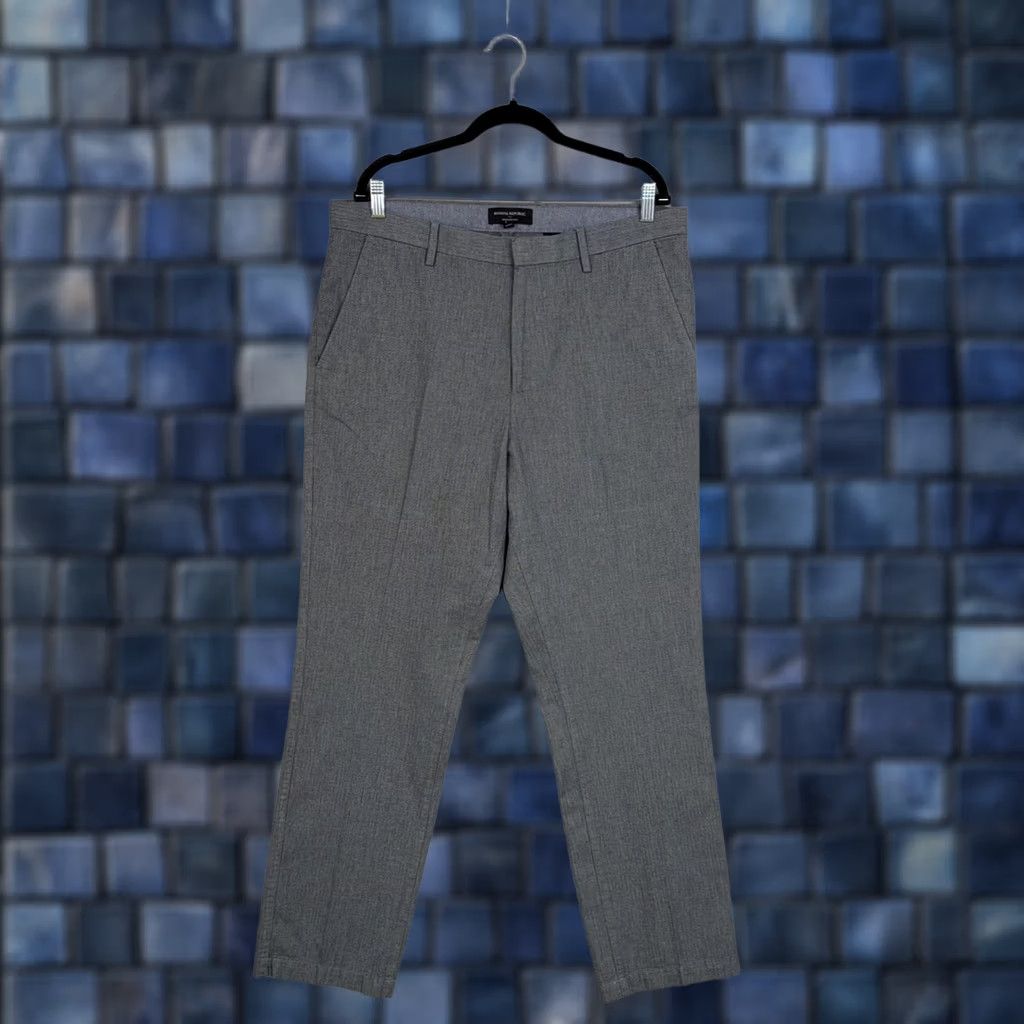 Banana Republic Banana Republic Mens Dress Pants 36x32 Grey Herringbone Kentfield – Business Casual Size US 36 / EU 52 - 1 Thumbnail