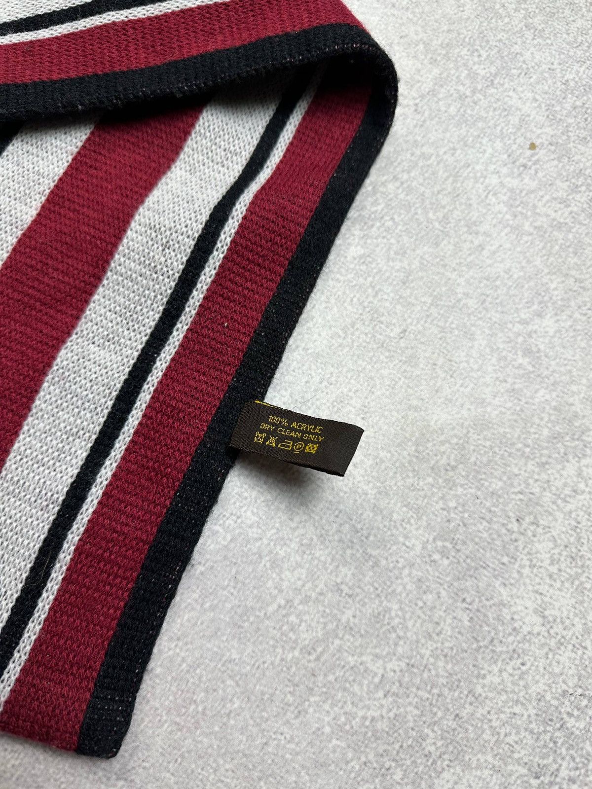 Louis Vuitton Louis Vuitton Big Logo Knit Soccer Fan Scarf Rare Size ONE SIZE - 4 Thumbnail