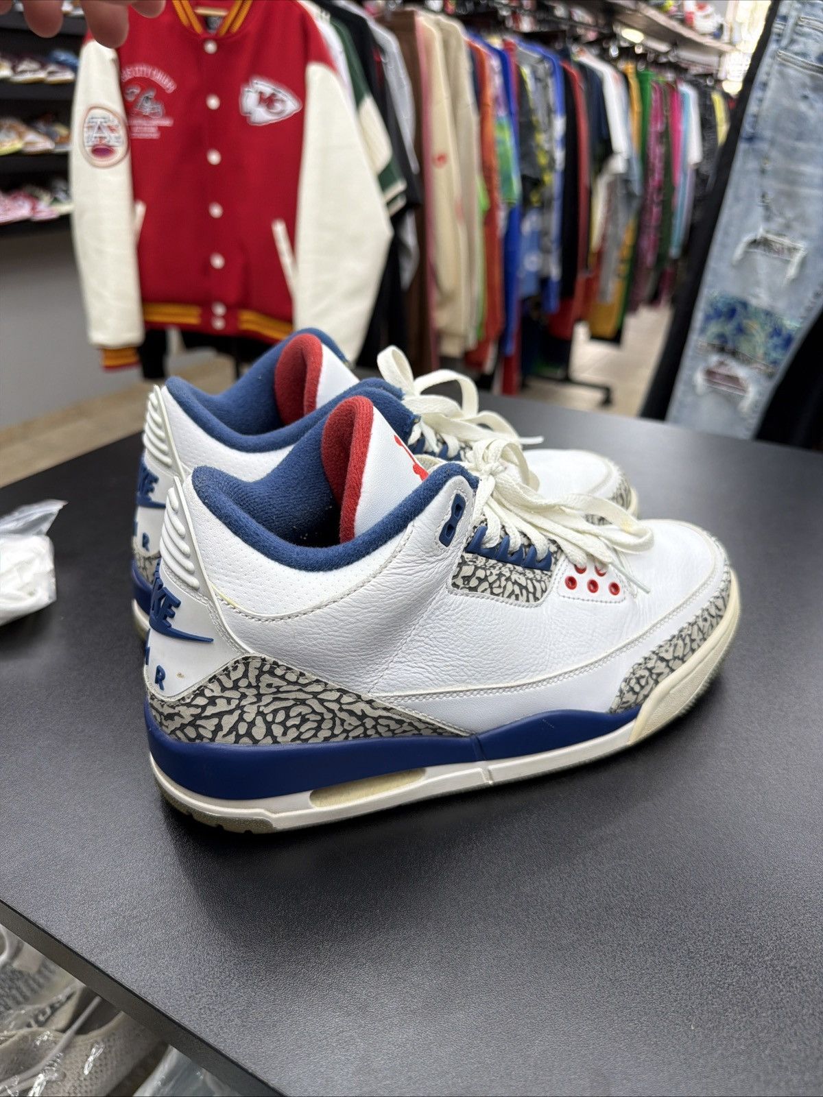 Jordan Brand Nike Air Jordan 3 Retro True Blue White Blue Red 2016 9.5 Size US 10 / EU 43 - 15 Thumbnail
