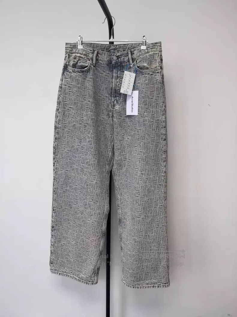 Acne Studios Acne Studios Heavyweight Printed Letter Jacquard Loose Cut Size US 38 / EU 54 - 1 Thumbnail