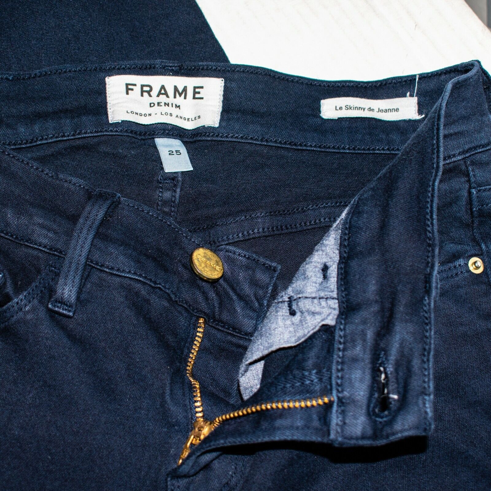 Frame Frame Denim Le Skinny de Jeanne Jeans Deep Blue Dive Size 25 Size 25" / US 0 / IT 36 - 3 Thumbnail