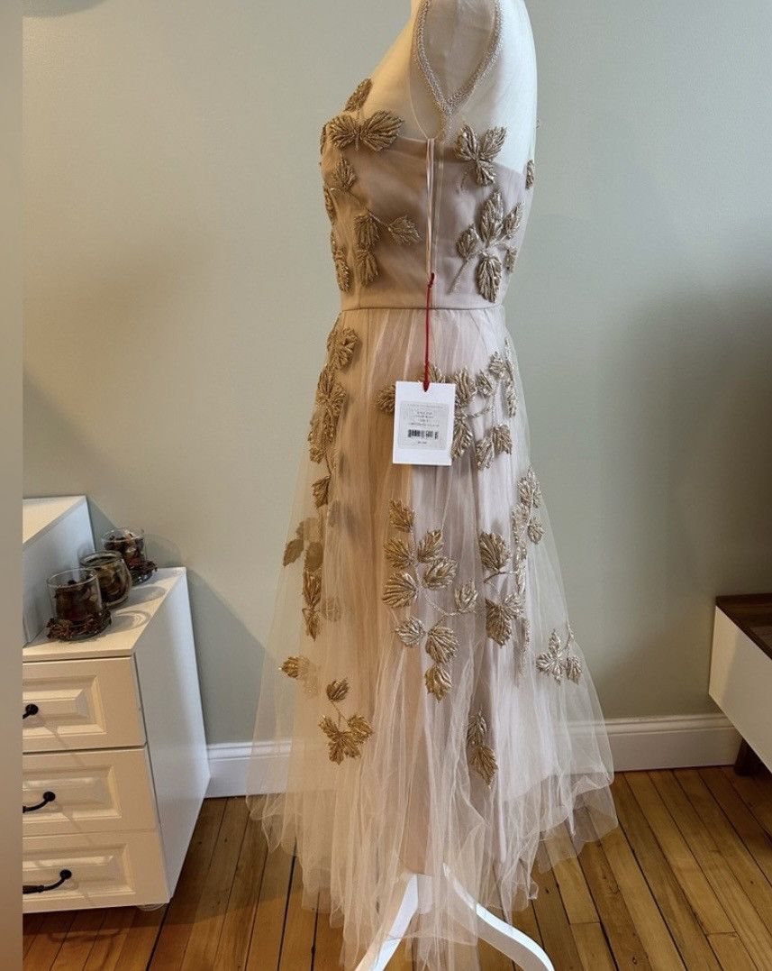 Carolina Herrera Carolina Herrera Dress With Gold leaf Embroidery! Size XS / US 0-2 / IT 36-38 - 7 Thumbnail