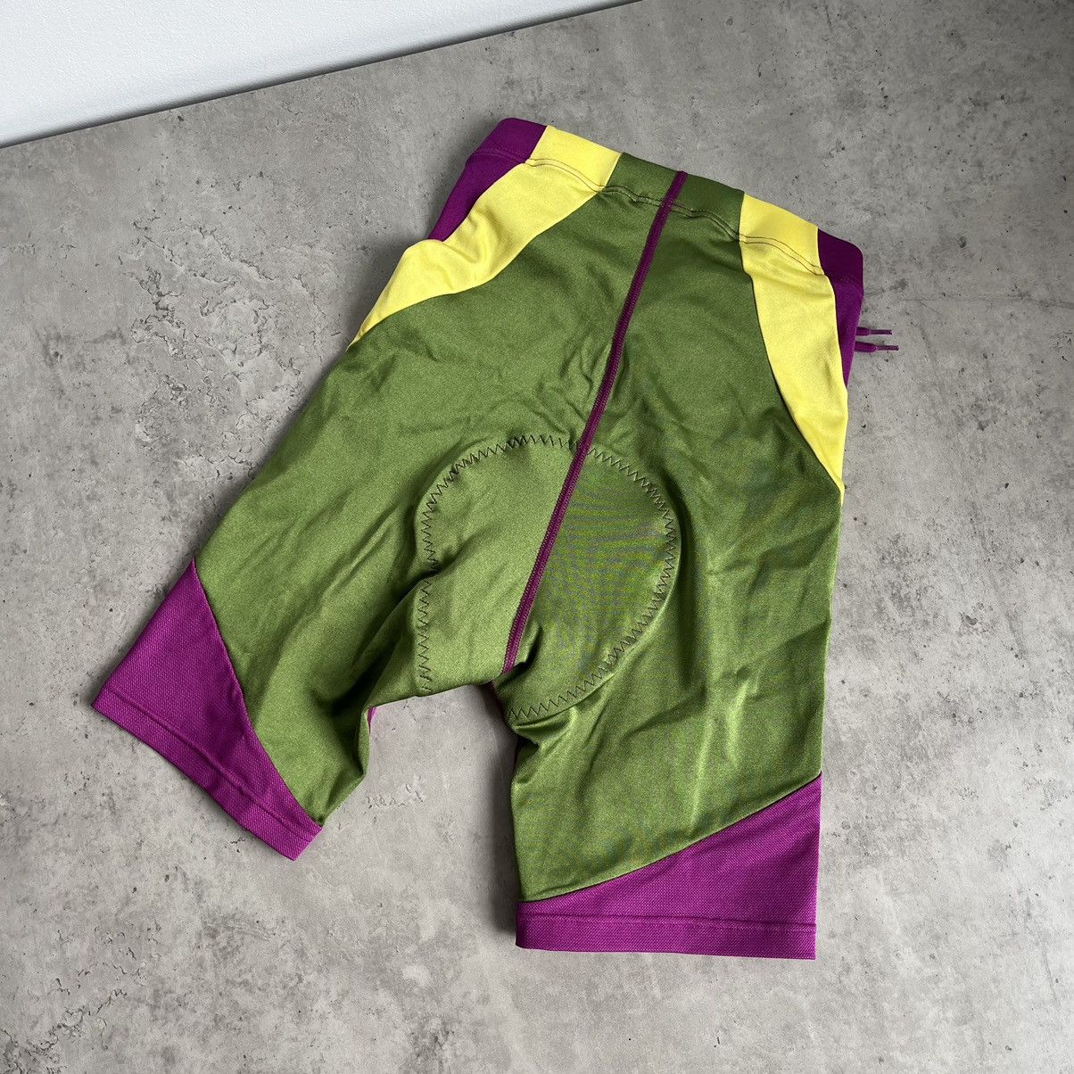 Nike Vintage Nike Bicycle Shorts M Size US 32 / EU 48 - 7 Thumbnail