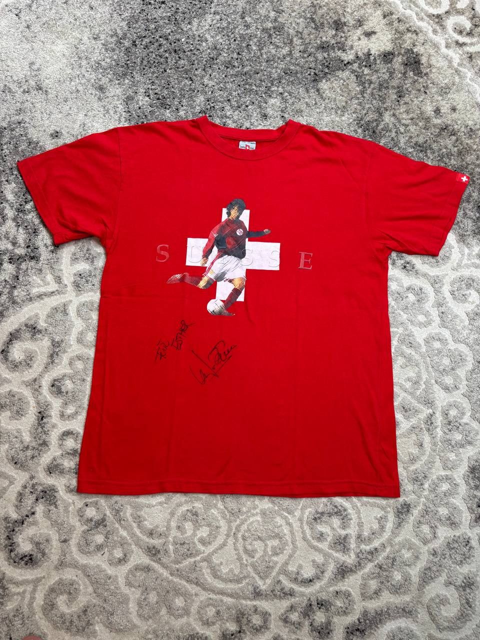 Vintage Vintage Signed Swiss Football Shirt Suisse Graphic XL Shirt Size US XL / EU 56 / 4 - 2 Thumbnail