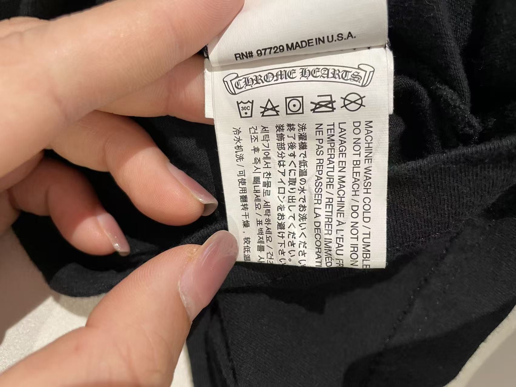 Chrome Hearts Chrome Hearts Back USA Script Dagger Logo Short Sleeve Tee Size US L / EU 52-54 / 3 - 13 Thumbnail