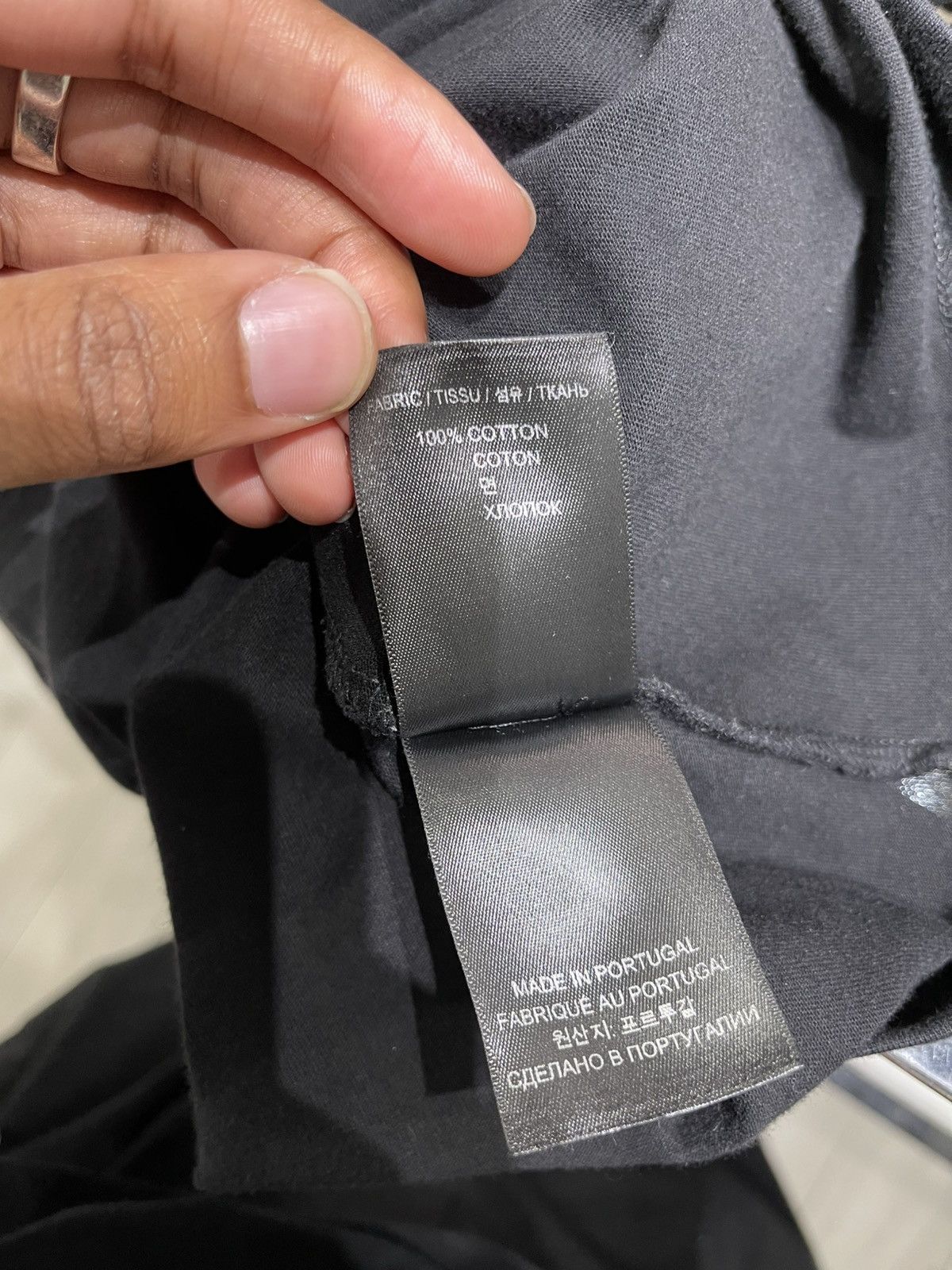 Vetements Think Globally Tee Size US S / EU 44-46 / 1 - 7 Thumbnail