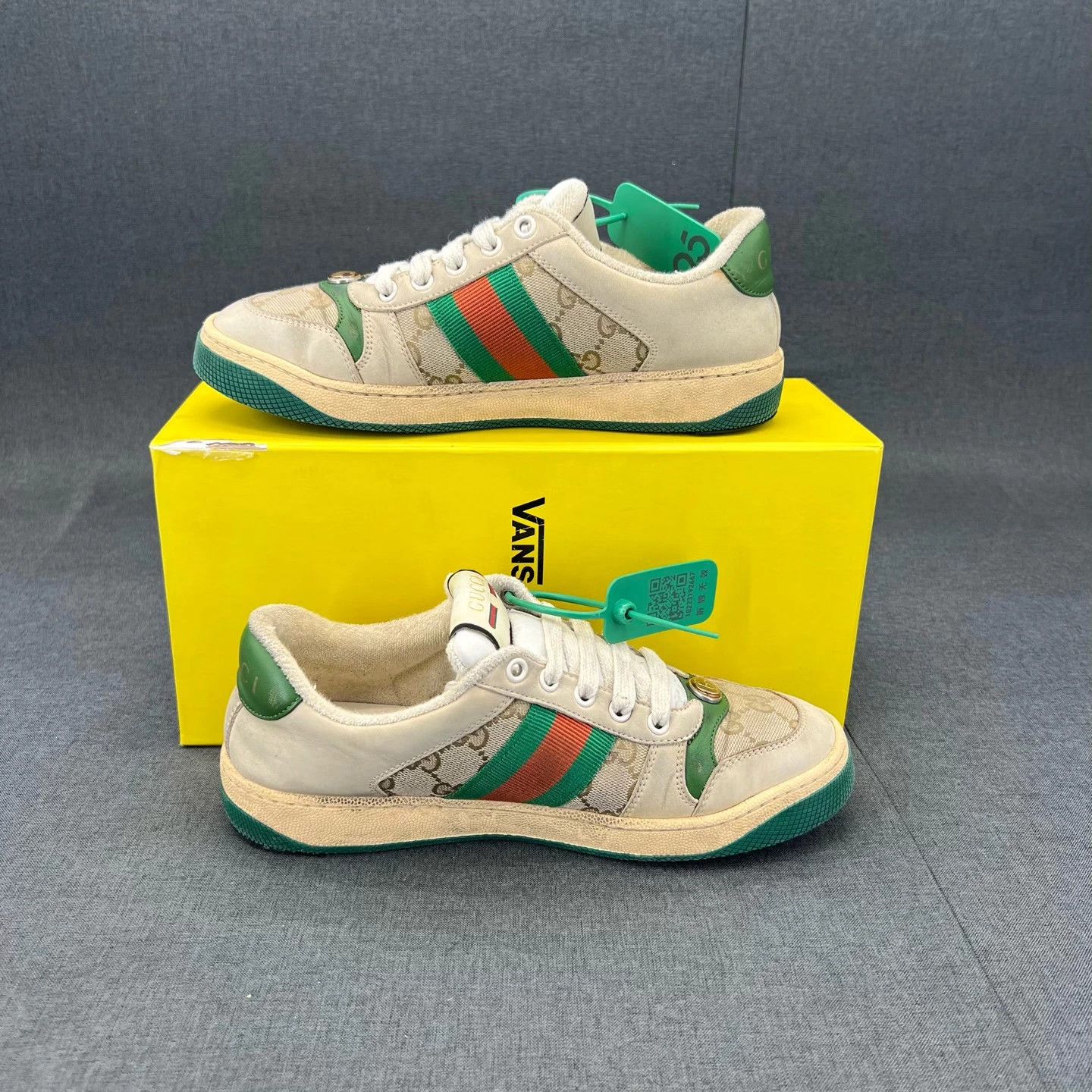 Gucci Gucci Enamel Distressed Sneakers Grey Green 37.5 Size US 7.5 / IT 37.5 - 3 Thumbnail