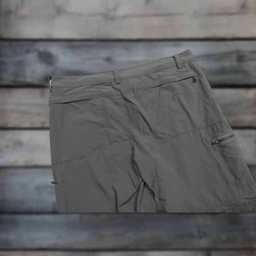 Vintage L.L. Bean Convertible Pants Mens 40x30 Gray Hiking Nylon Stretch Zip Off Khakis Pants Size US 40 / EU 56 - 1 Thumbnail