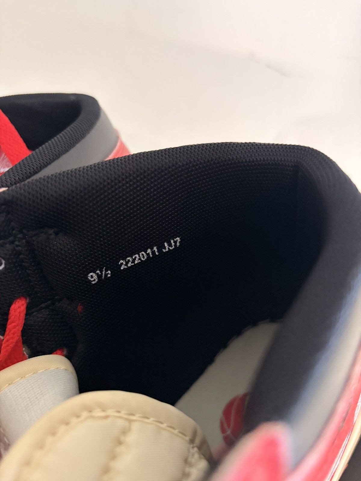Other McDowells Air Pro Sport “Chicago” Size US 9.5 / EU 42-43 - 4 Thumbnail