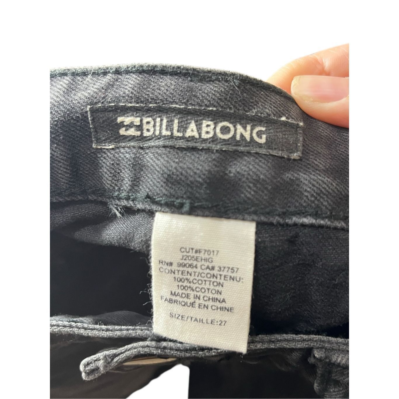 Billabong Billabong Women’s Black Distressed Denim High Waisted Shorts Size 27 NWT Size 27" / US 4 / IT 40 - 6 Thumbnail