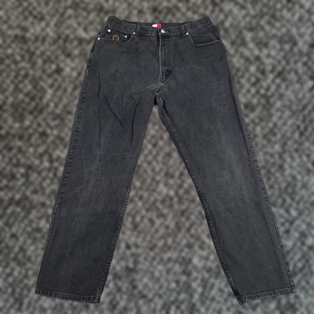 Tommy Hilfiger VINTAGE Tommy Hilfiger Tommy Jeans Men's Jeans 38x34 Black Mid Rise Straight Flag Logo Denim Size US 38 / EU 54 - 1 Thumbnail
