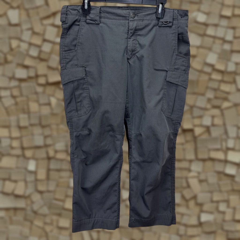 Vintage CQR Mens Cargo Pants Straight Leg Ripstop Outdoor Gray Size 34x28 34 Regular Water Resistant Pockets Khaki 2000s Tactical Men’s Pants Size US 34 / EU 50 - 1 Thumbnail