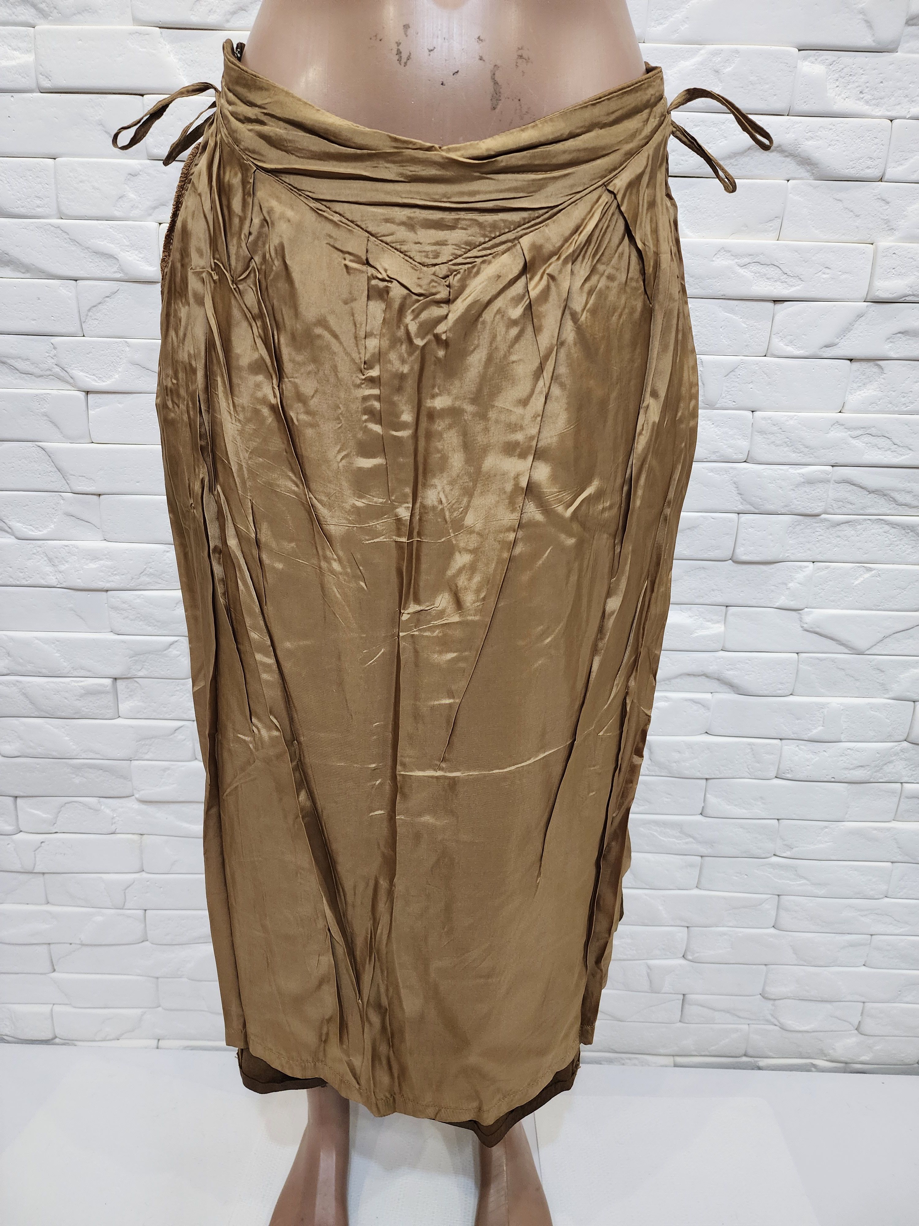 Genuine Leather Leather skirt made of thin leather. Size 28" / US 6 / IT 42 - 9 Thumbnail