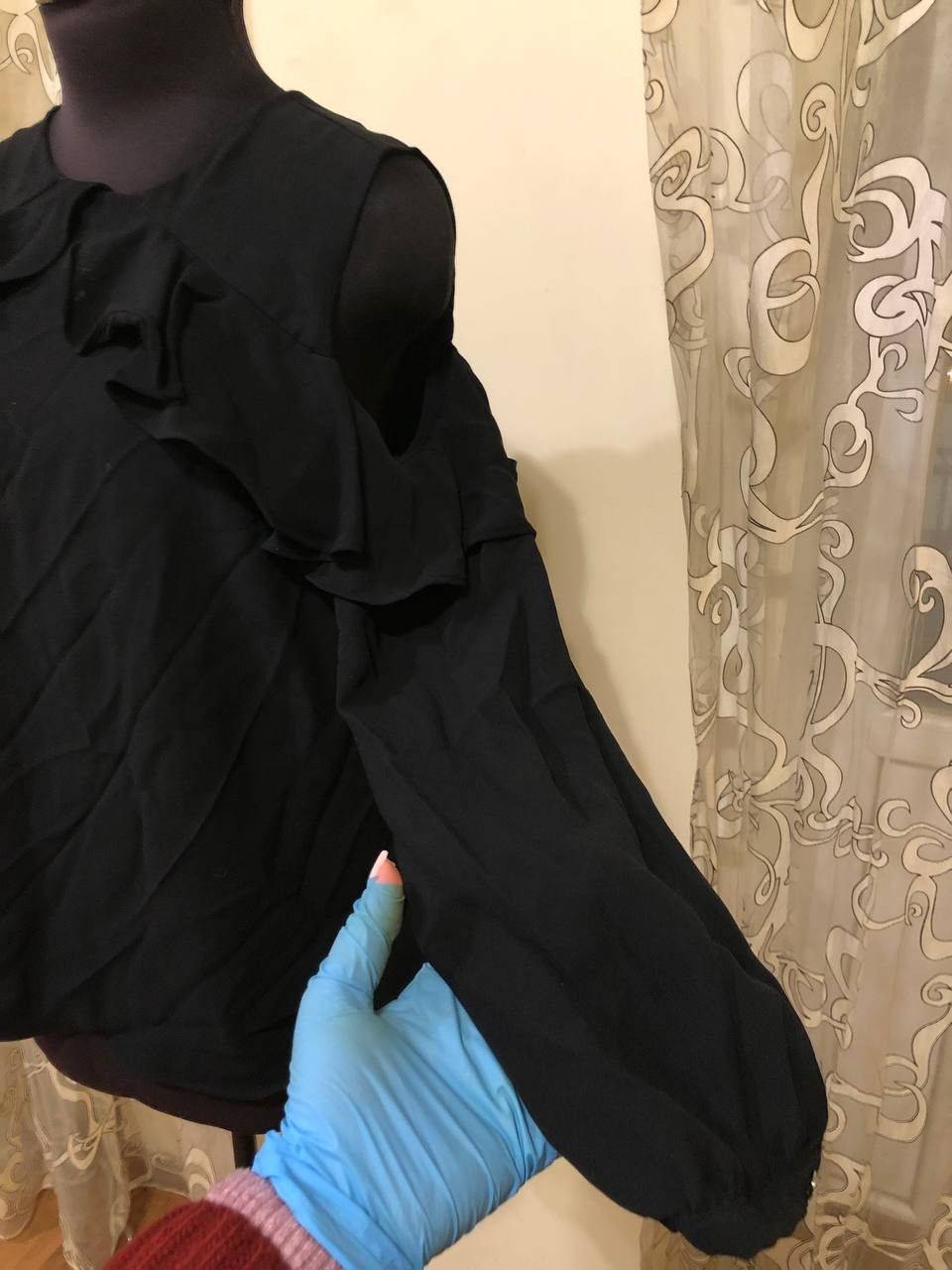 Polo Ralph Lauren RALPH LAUREN Black Georgette Crepe Cold-Shoulder Ruffled Top Size L / US 10 / IT 46 - 3 Thumbnail
