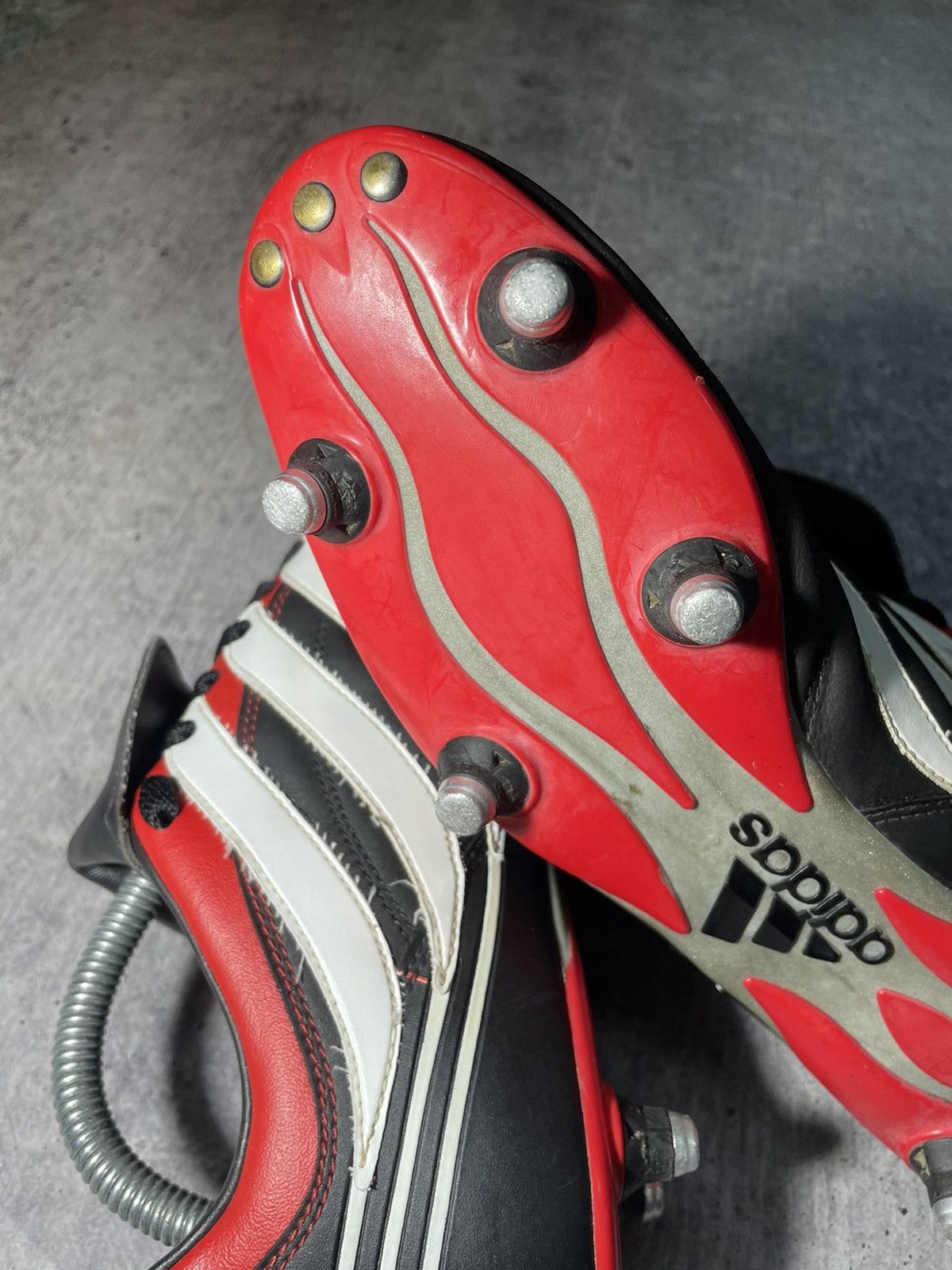 Vintage Vintage Boots Adidas Predator TRX 2001 Size US 7 / EU 40 - 12 Thumbnail