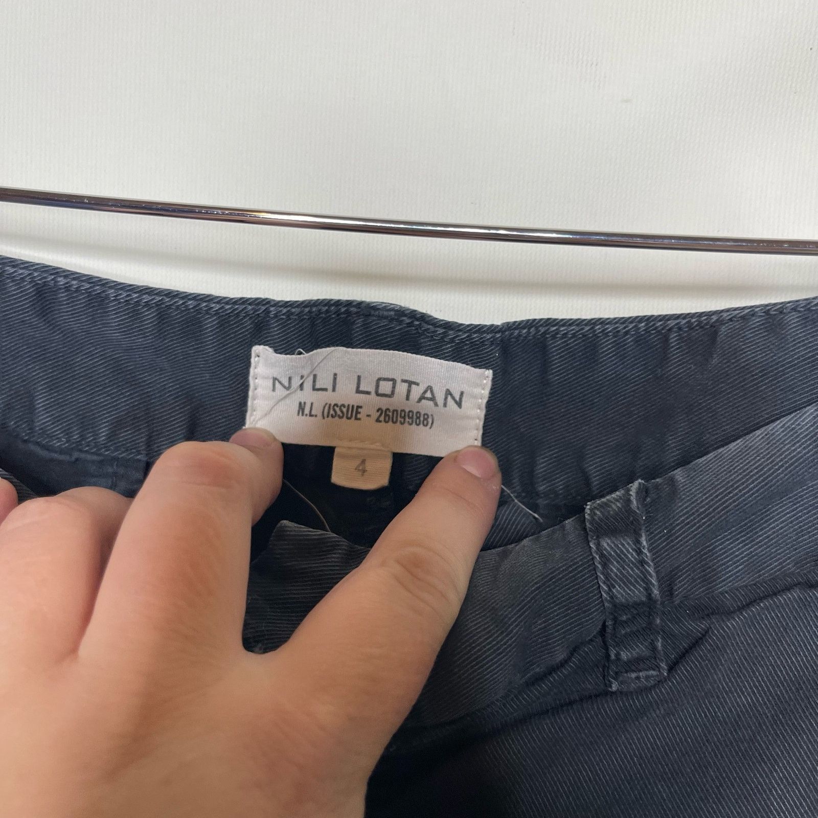 Nili Lotan Nili Lotan EAST HAMPTON PANT in Carbon Grey sz 4 Size 27" / US 4 / IT 40 - 6 Thumbnail