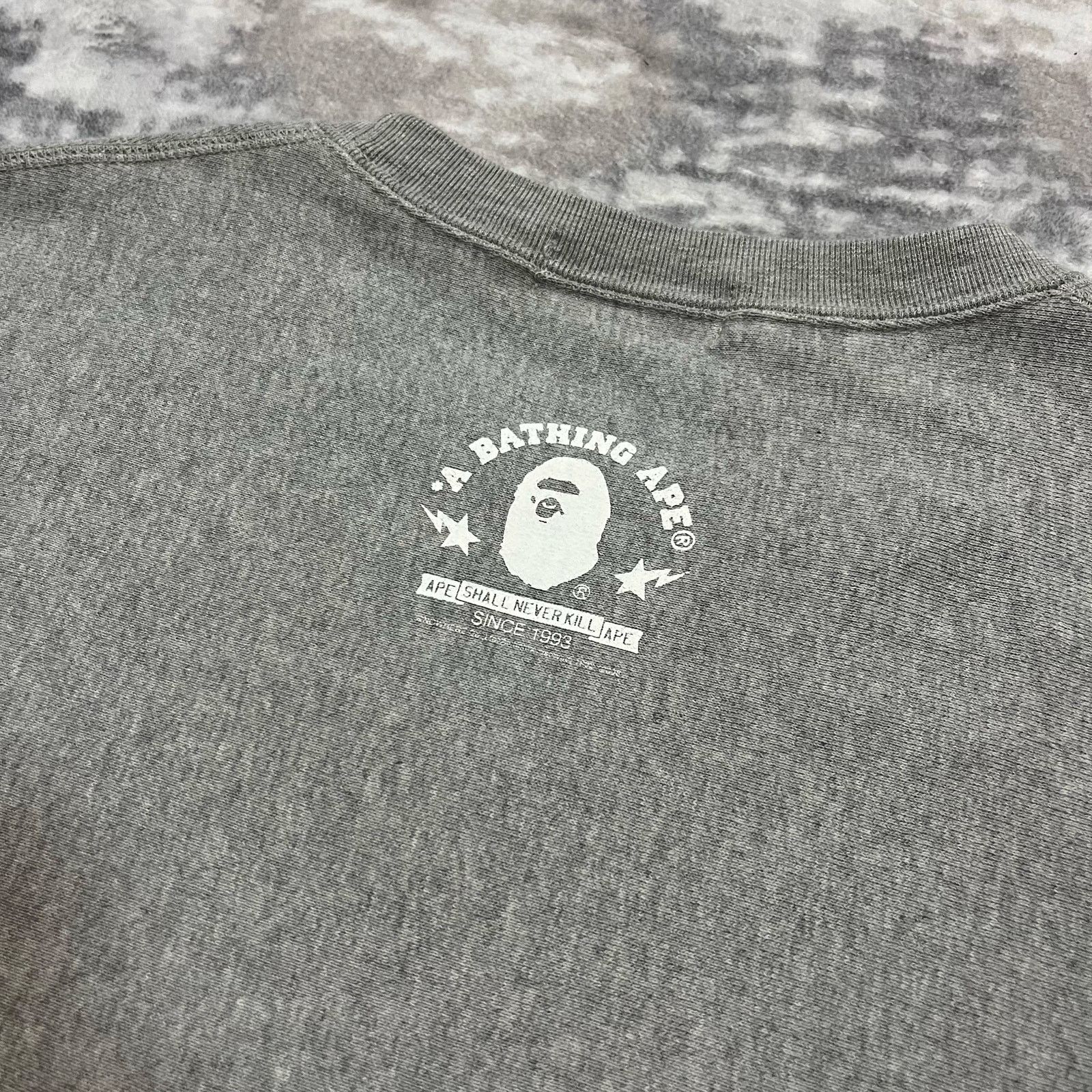 Bape × Nigo Authentic Bape 2003 Baby Milo Crewneck XL Size US XL / EU 56 / 4 - 5 Thumbnail