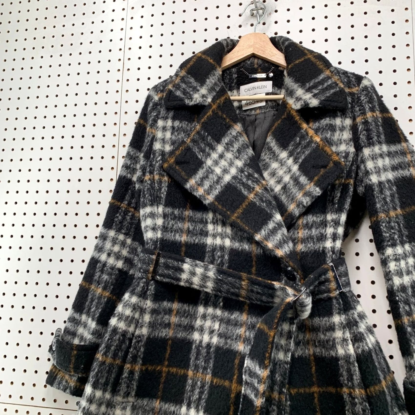 Calvin Klein Calvin Klein Wool Overcoat Womens Size 4 Black Plaid Belted Long Fuzzy Cozy Y2K Size S / US 4 / IT 40 - 6 Thumbnail