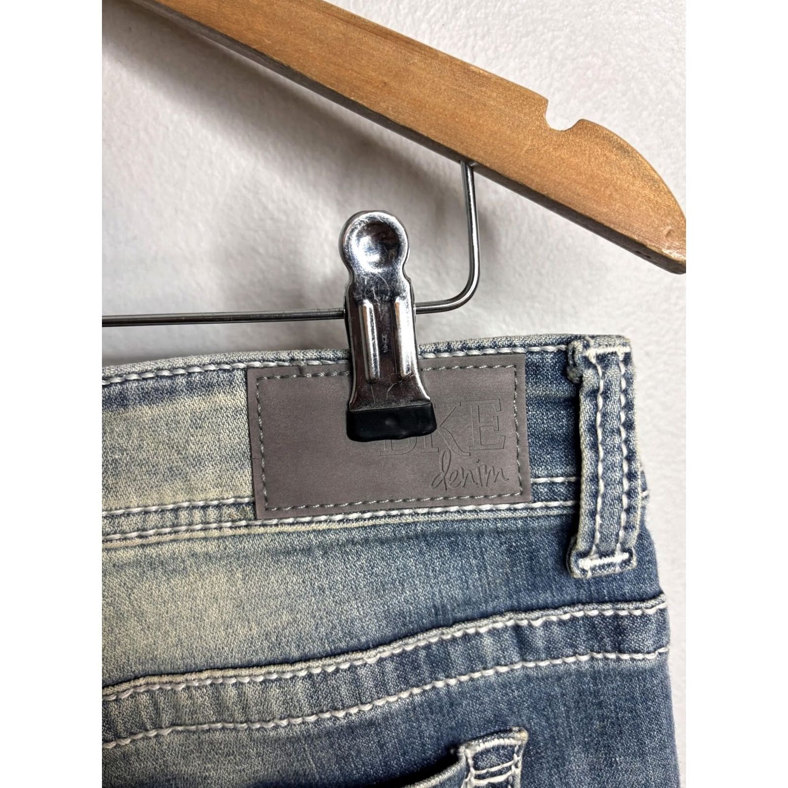 BKE BKE Payton Bootcut Jeans Womens 27 31.5 Blue Distressed Denim Made Mexico Size 27" / US 4 / IT 40 - 4 Thumbnail