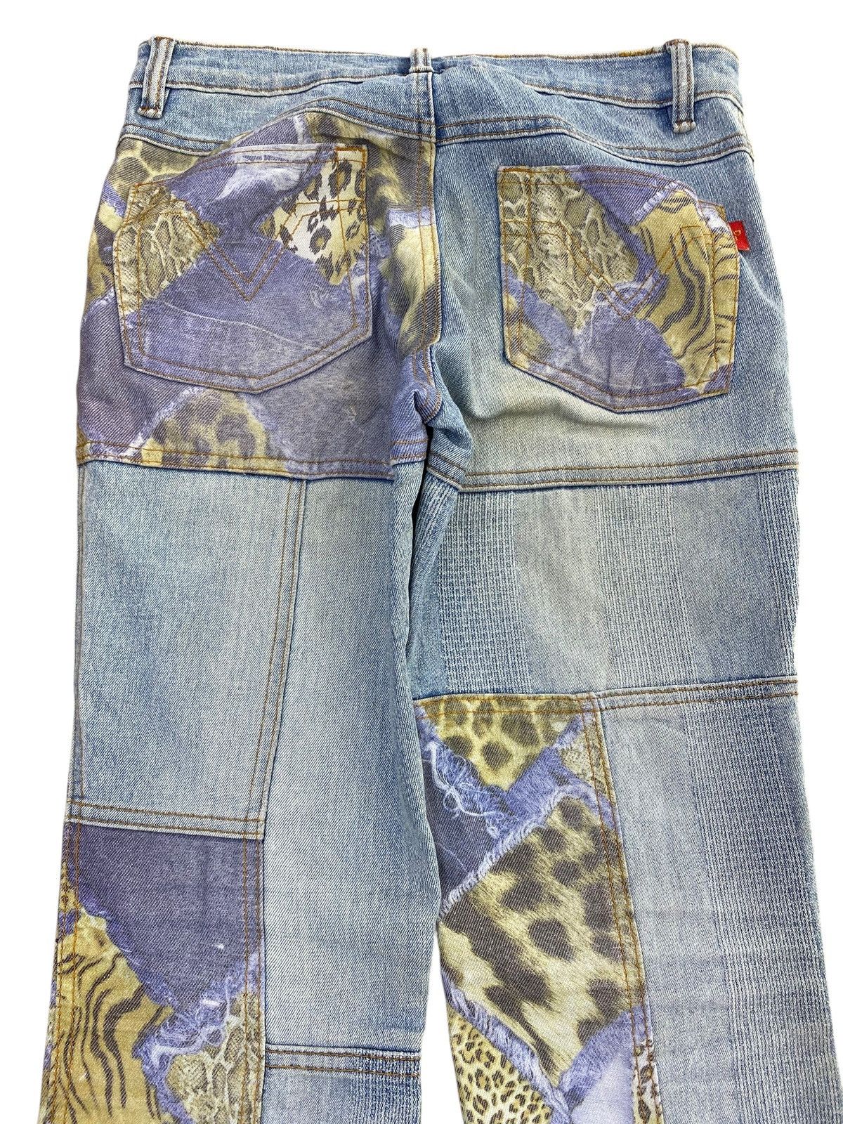 Japanese Brand Japanese Brand With Animal Print Stye Flare Jeans Size US 28 / EU 44 - 4 Thumbnail