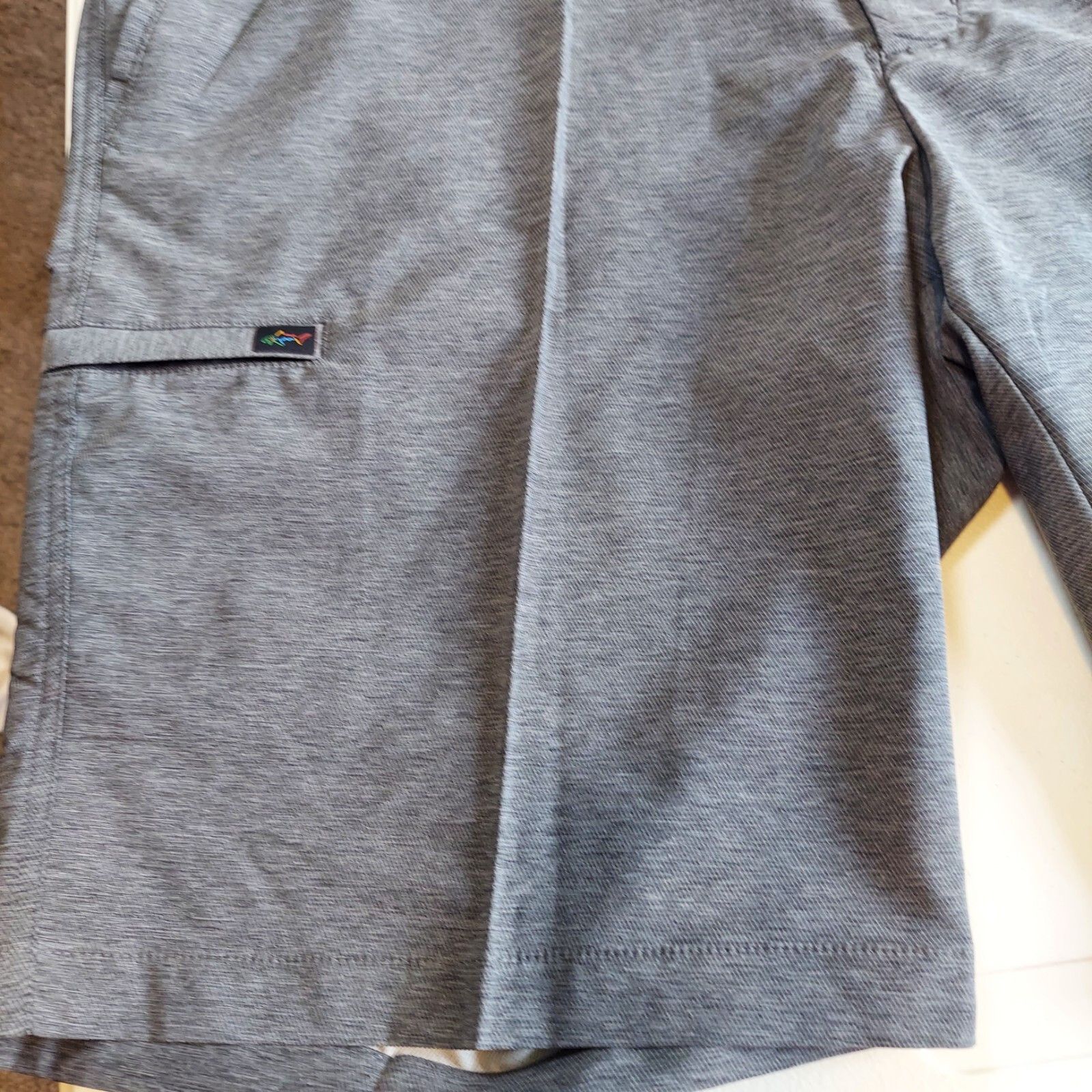 Greg Norman Greg Norman Men's Grey Cargo Golf Shorts Size 40 Size US 40 / EU 56 - 9 Thumbnail