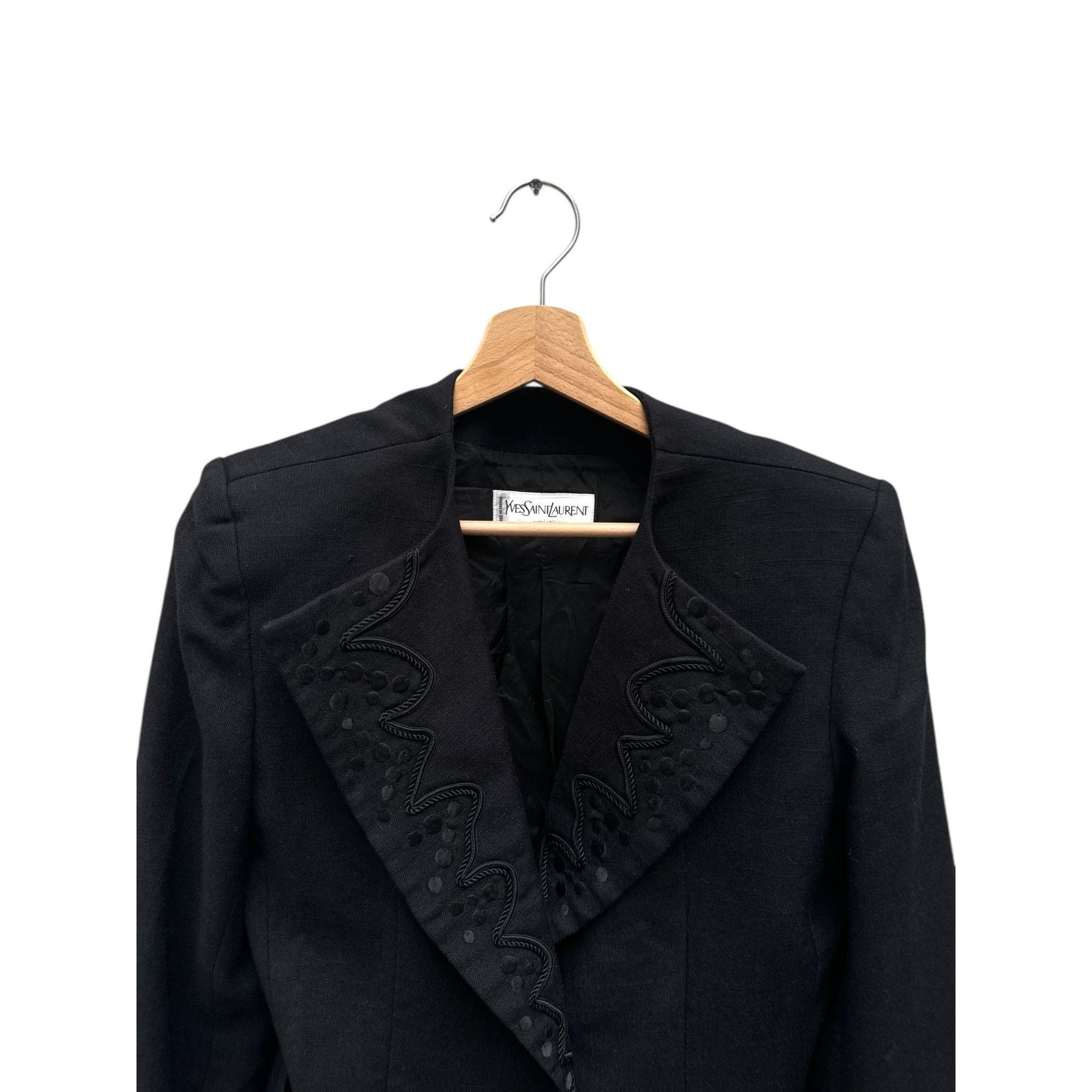 Yves Saint Laurent Vintage Black Wool Blazer with Embroidered Lapel Details Size M / US 6-8 / IT 42-44 - 5 Thumbnail
